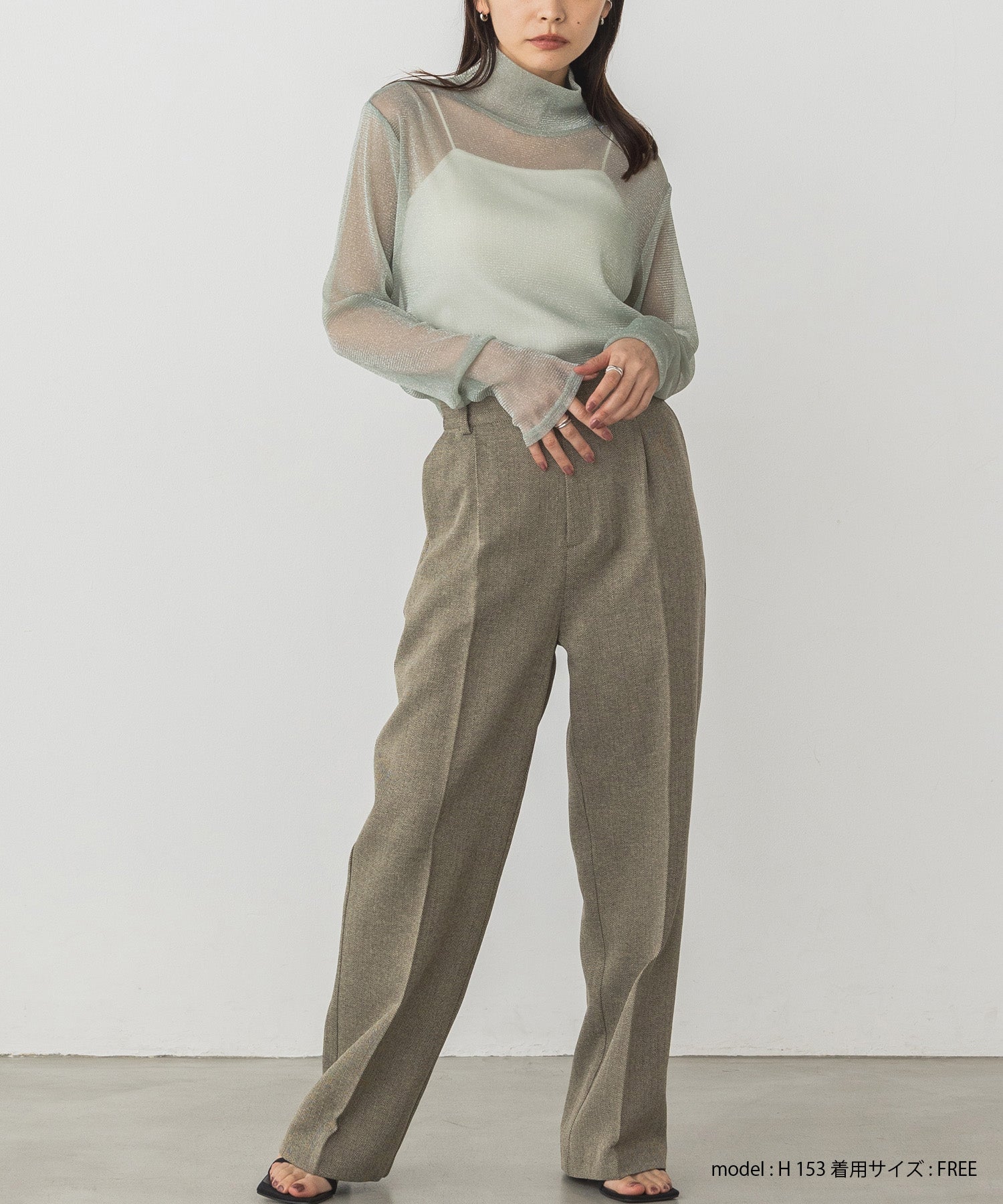 【新色追加】ラメシアー ハイネックトップス