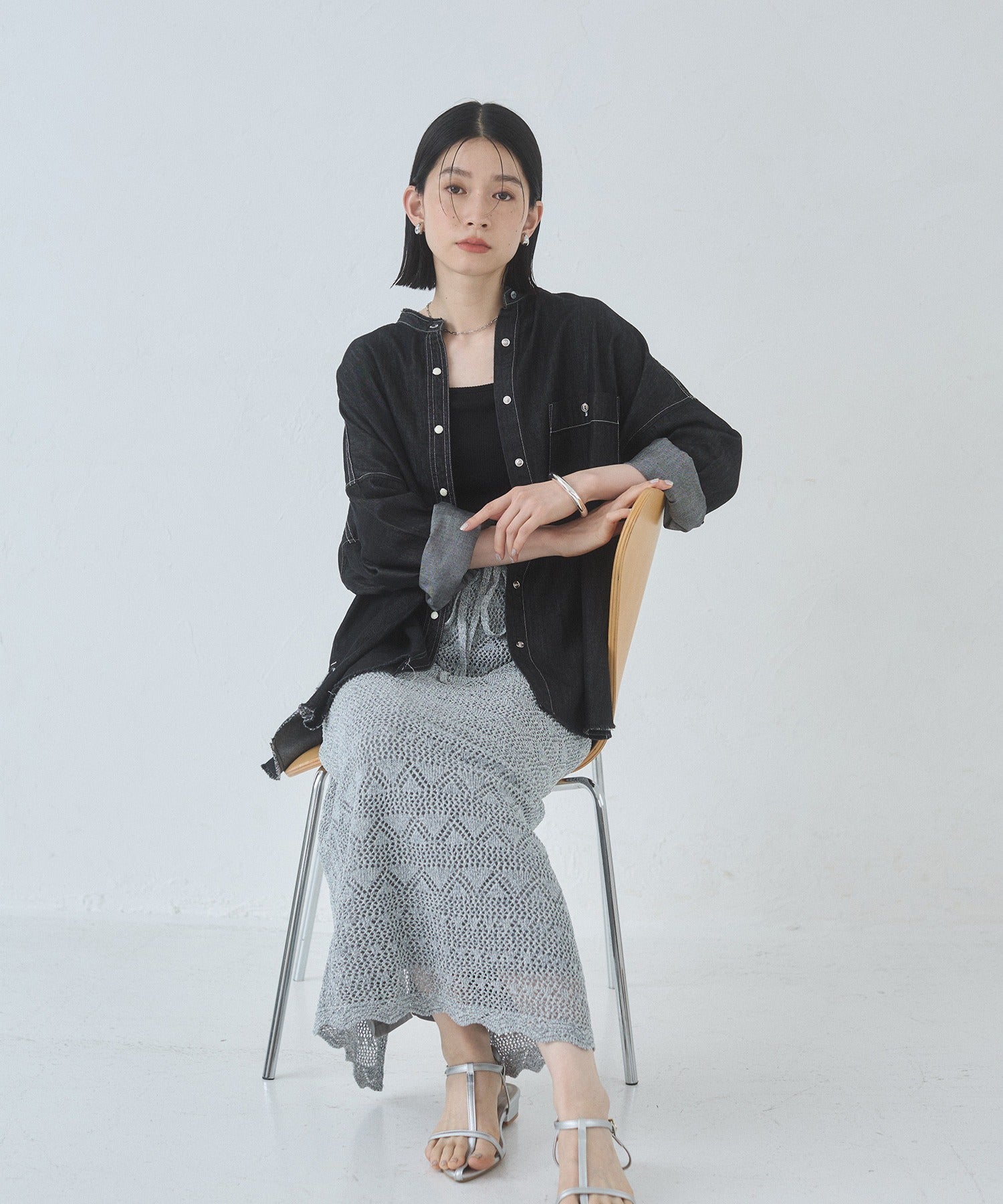 【WEB限定/別注】 バンドカラー オーバーサイズ デニムシャツ