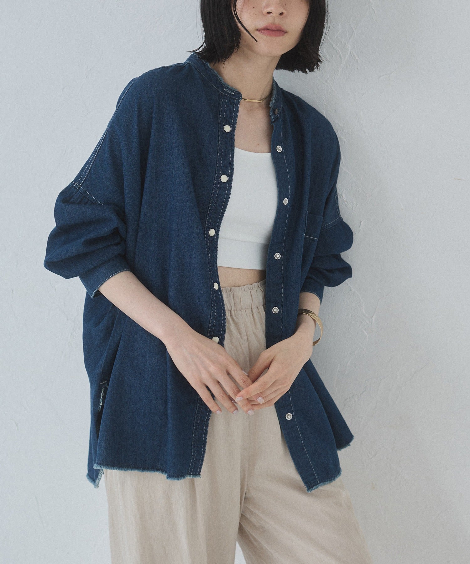 【WEB限定/別注】 バンドカラー オーバーサイズ デニムシャツ