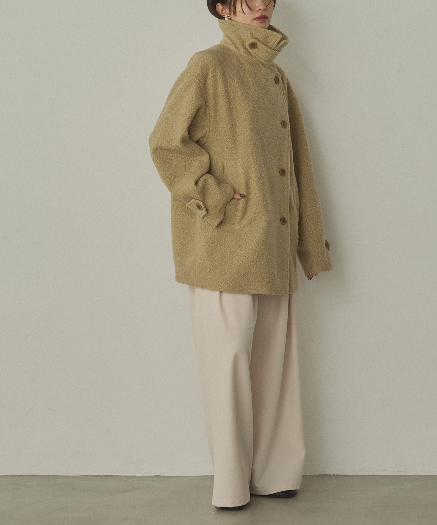 BOUCLE MEDIUM COAT