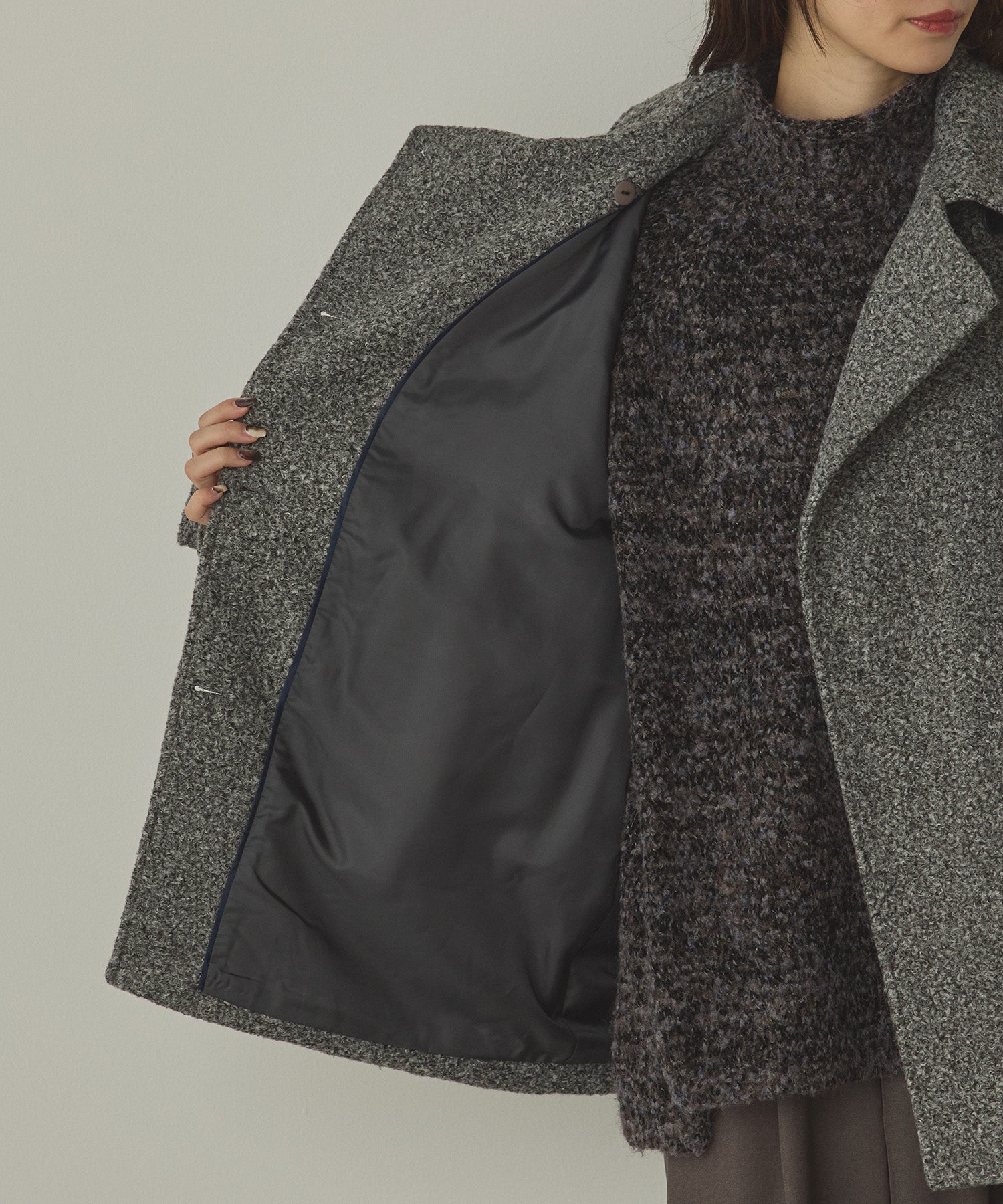 BOUCLE MEDIUM COAT