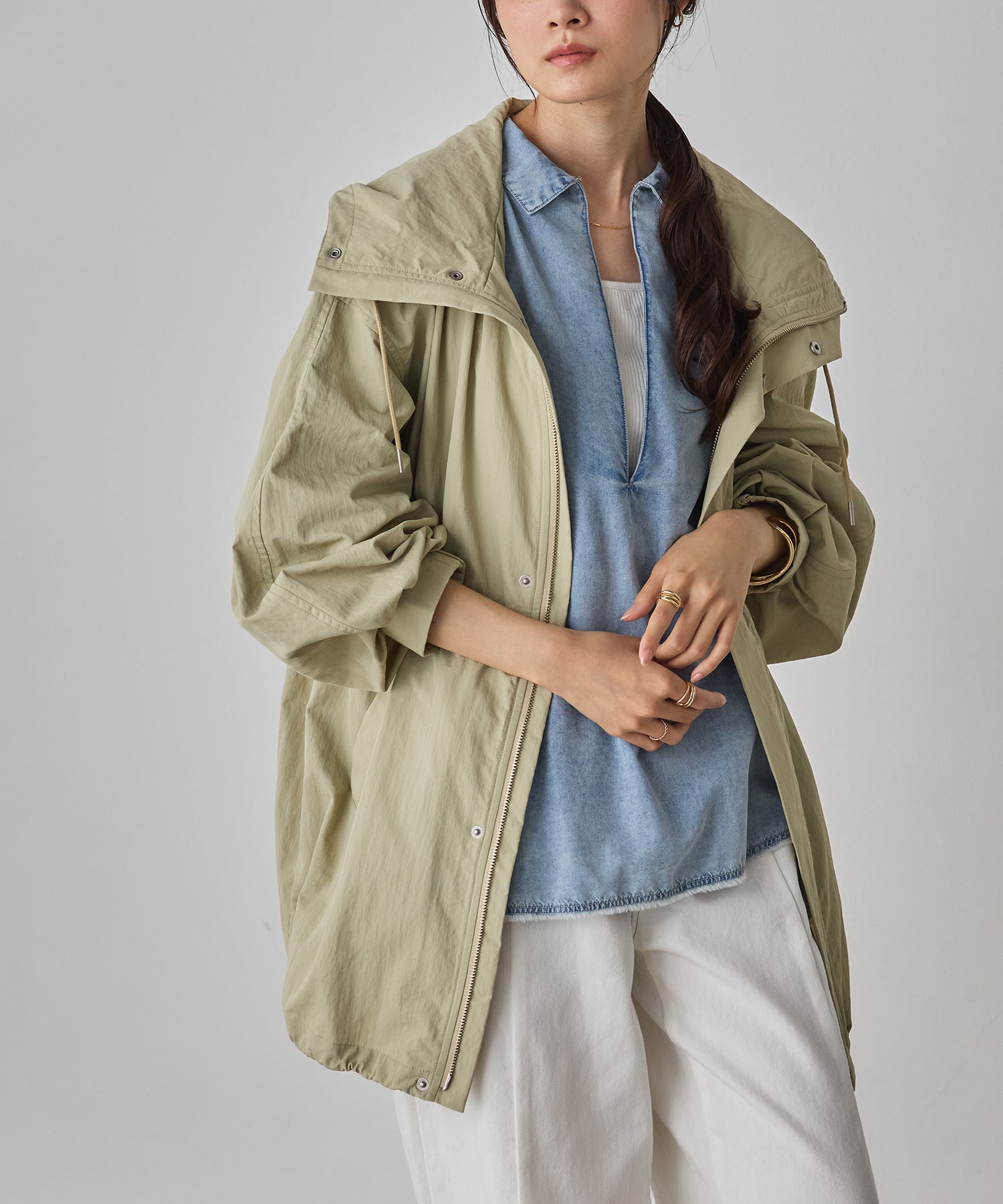 ナイロン マウンテンパーカー