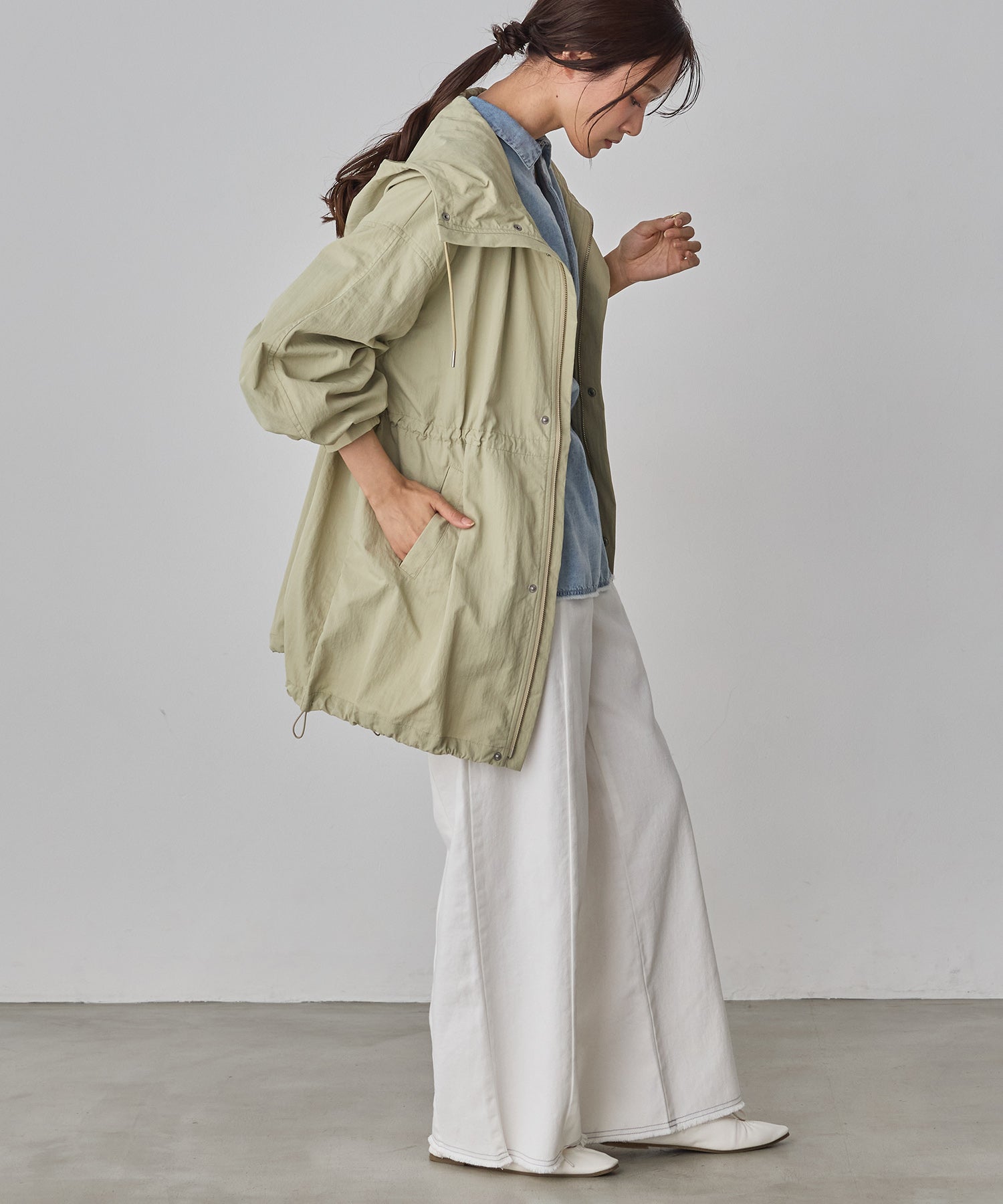 ナイロン マウンテンパーカー