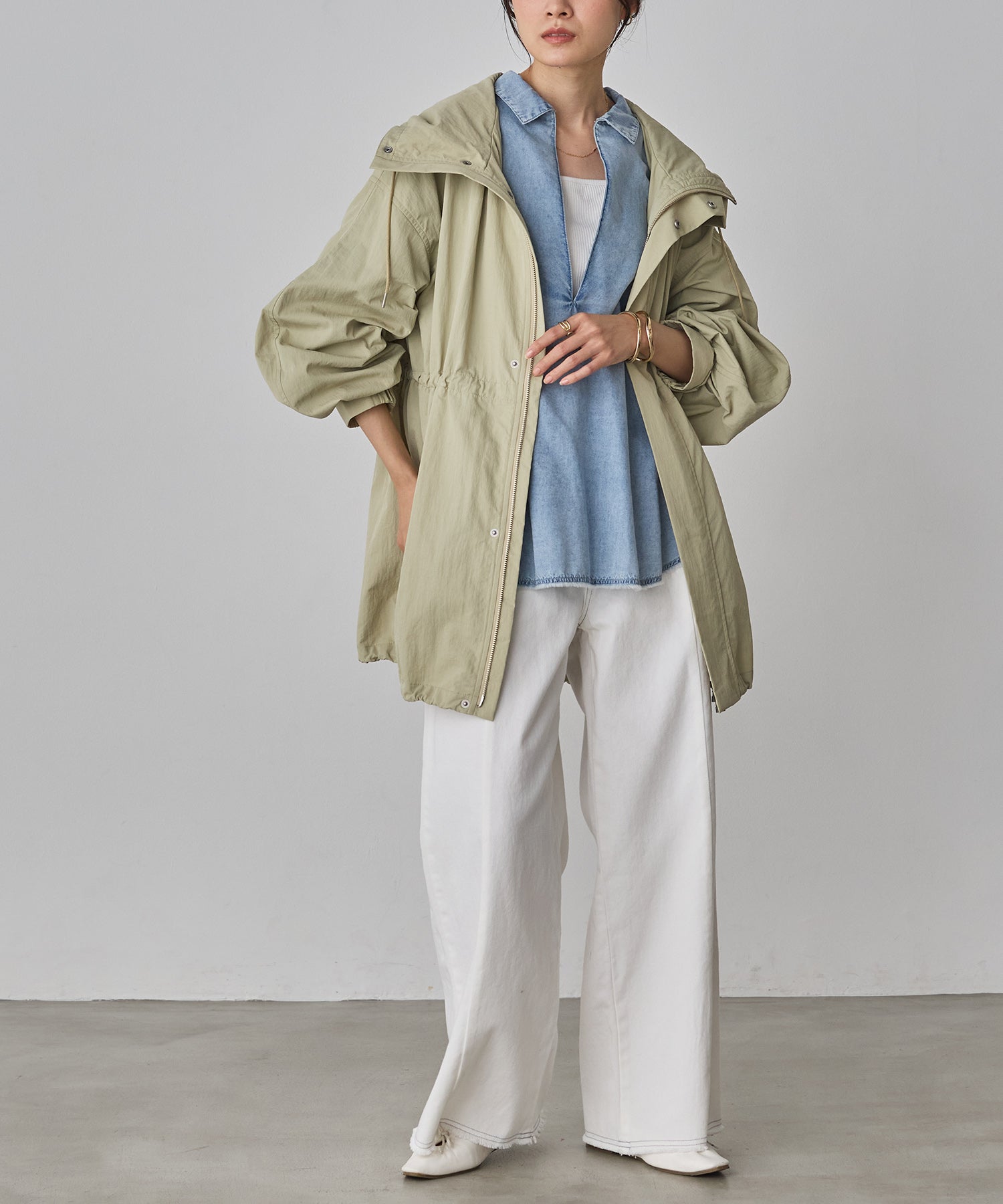 ナイロン マウンテンパーカー