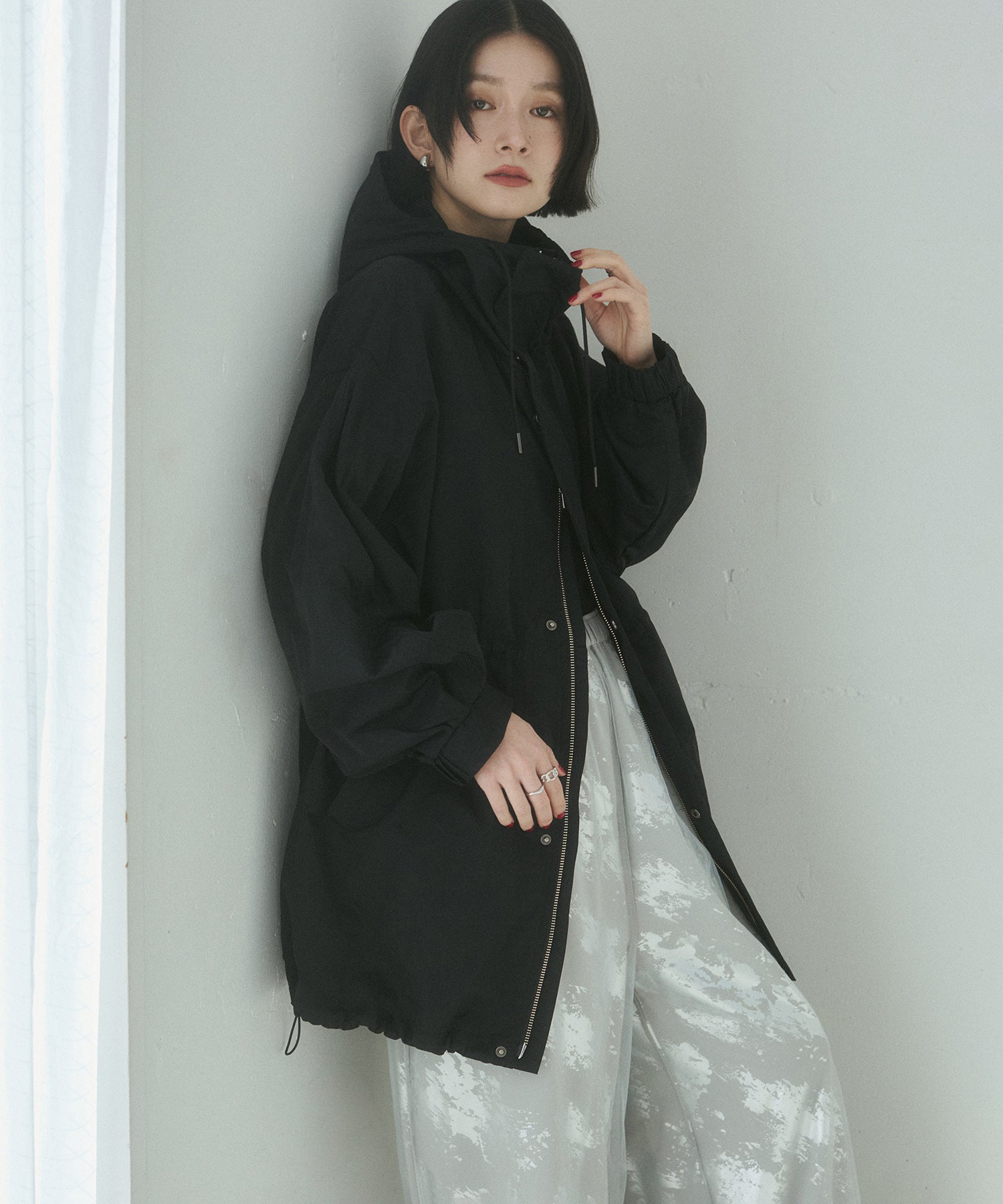 ナイロン マウンテンパーカー