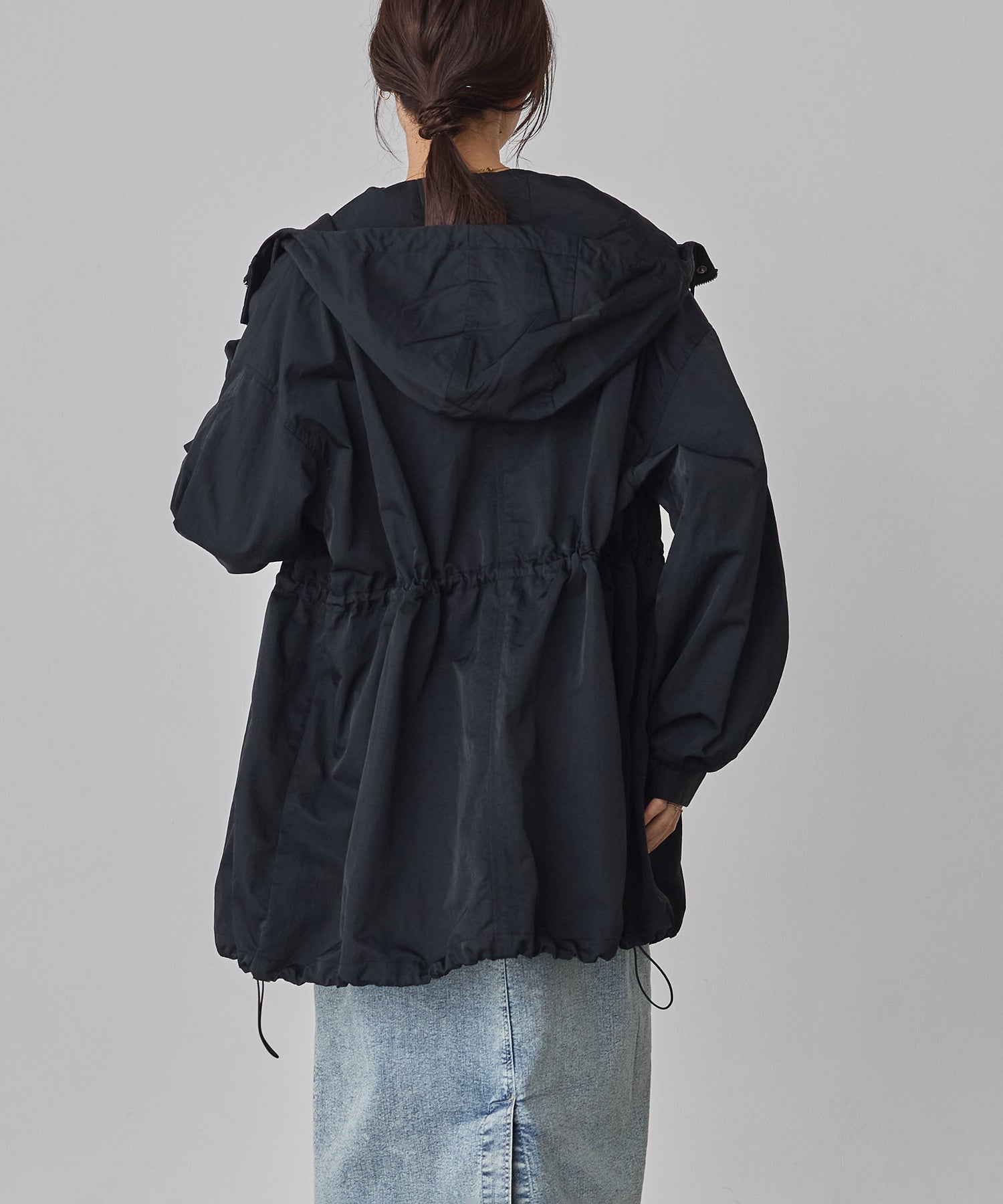 ナイロン マウンテンパーカー