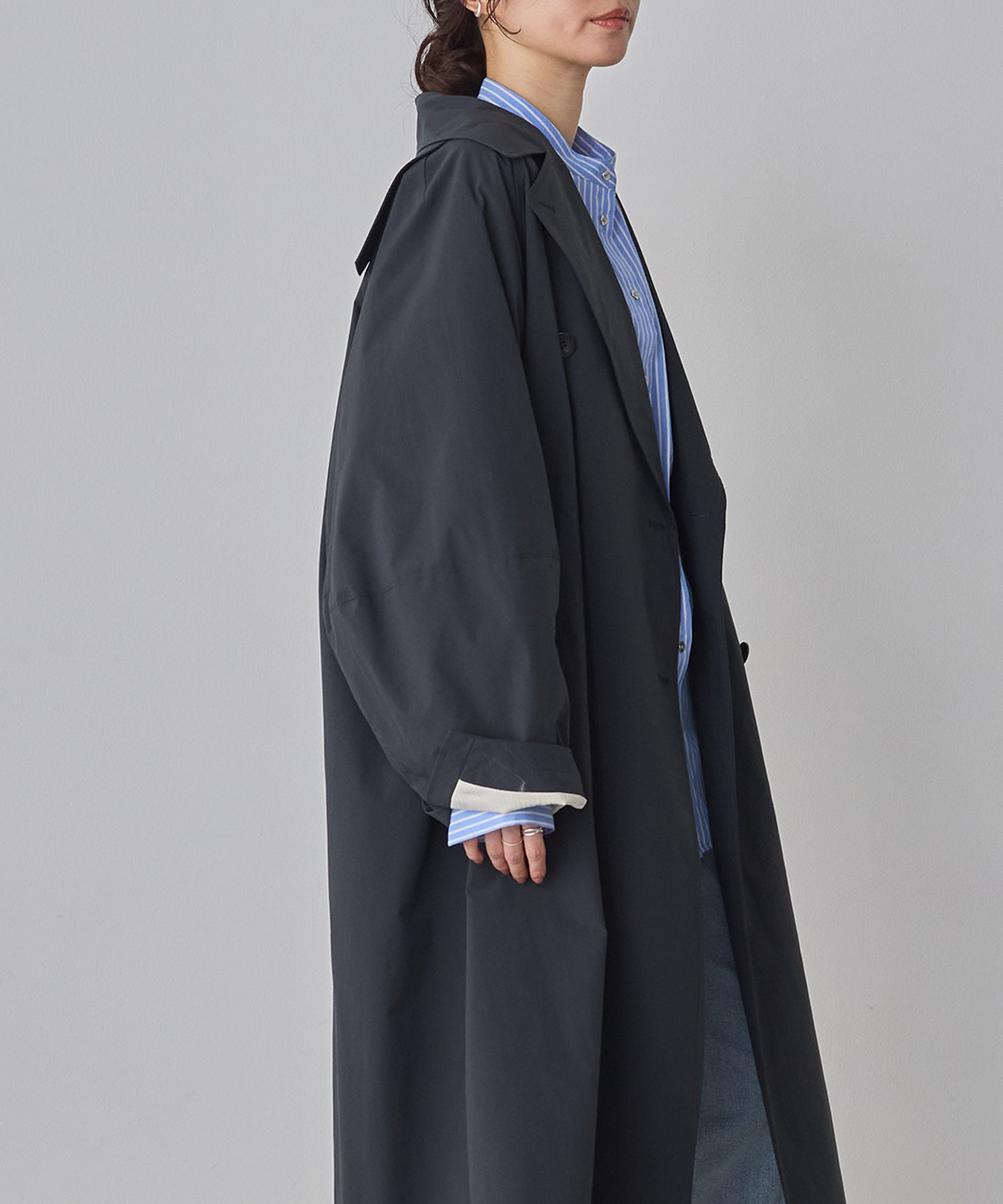 ストレッチポリエステル トレンチコート