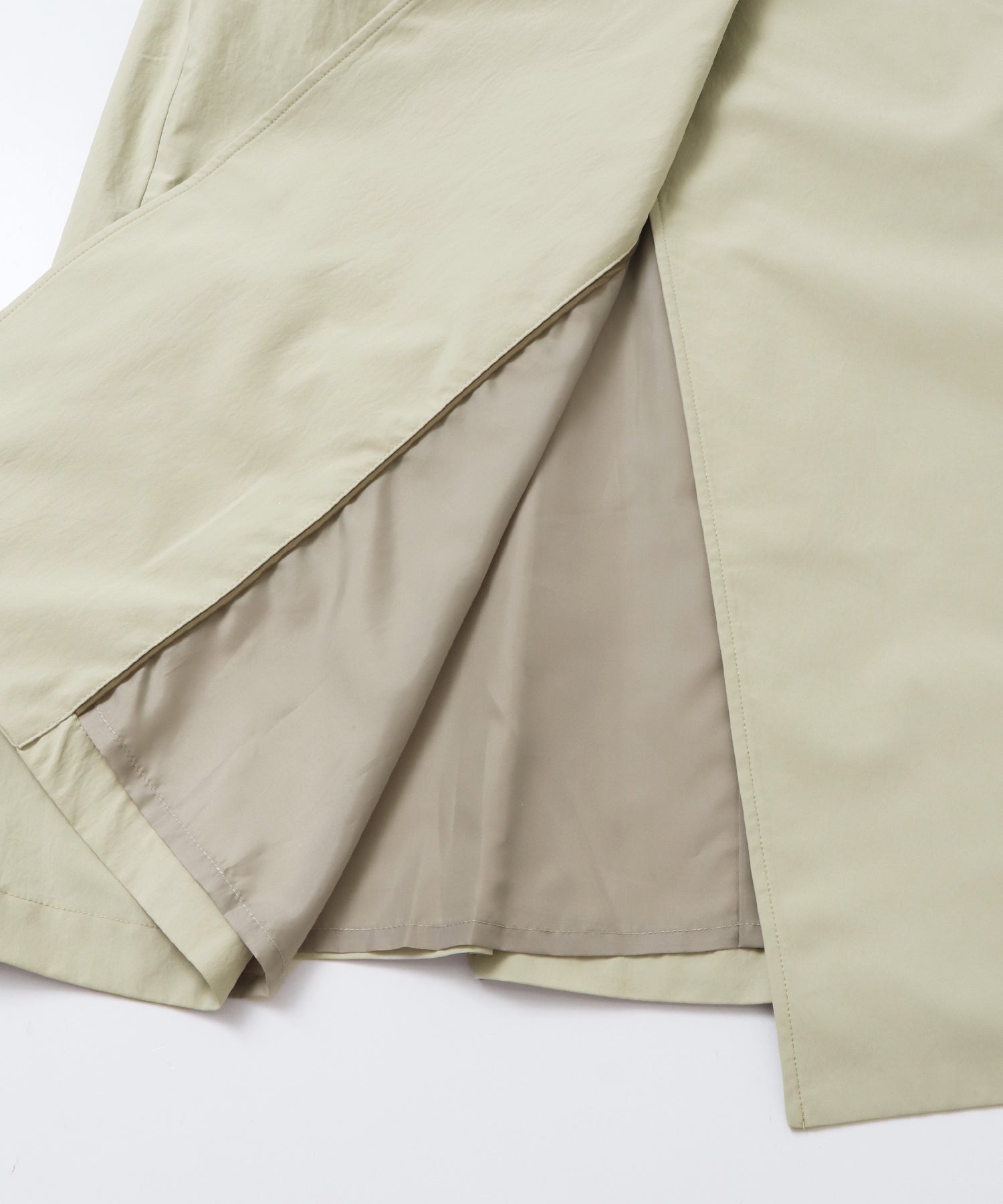 ストレッチポリエステル トレンチコート