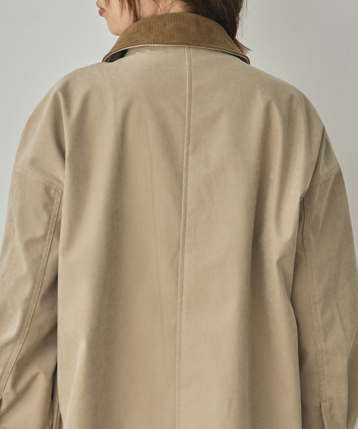 COLOUR-BLOCKED COLLAR BONDED STAND-UP COLLAR COAT