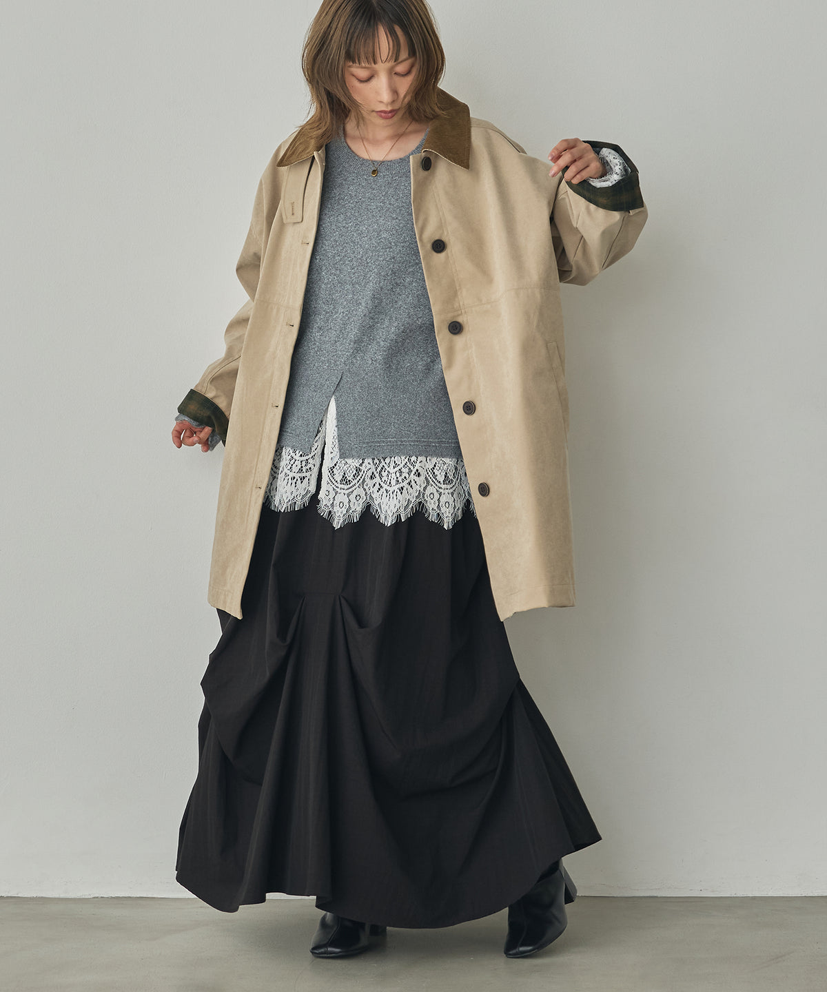 COLOUR-BLOCKED COLLAR BONDED STAND-UP COLLAR COAT