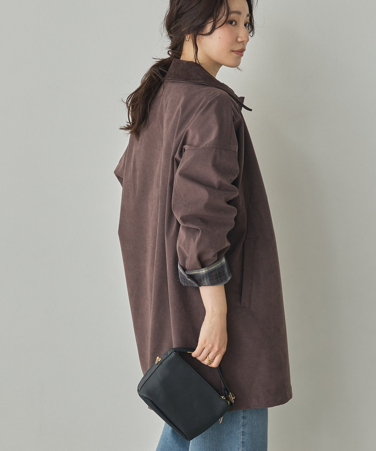 COLOUR-BLOCKED COLLAR BONDED STAND-UP COLLAR COAT