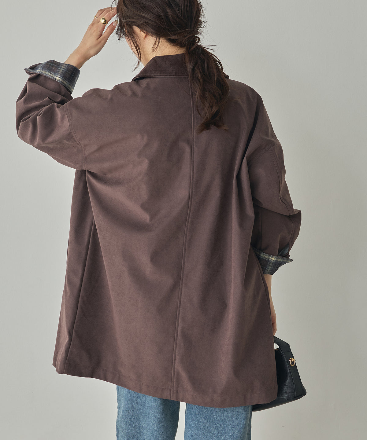 COLOUR-BLOCKED COLLAR BONDED STAND-UP COLLAR COAT