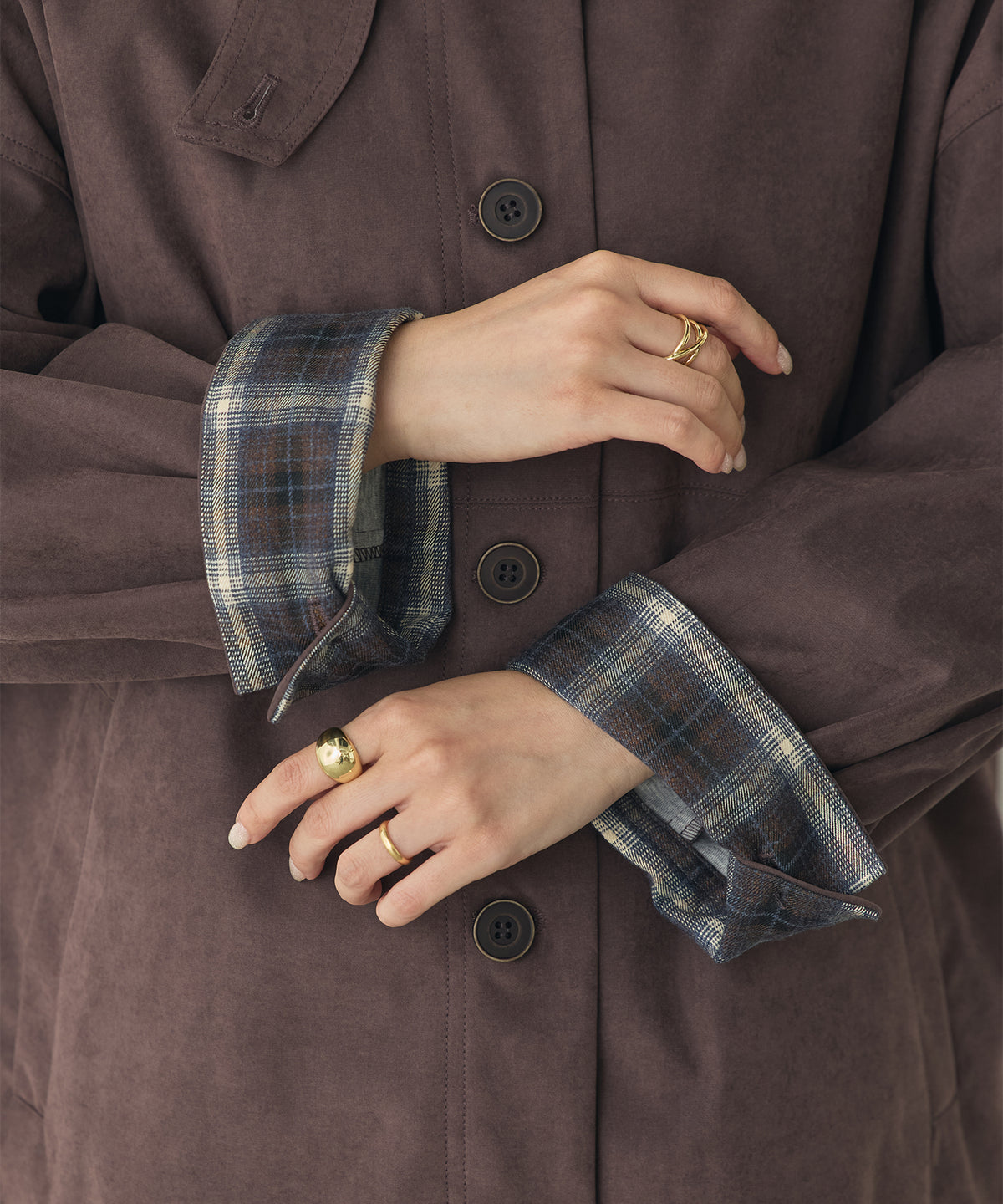 COLOUR-BLOCKED COLLAR BONDED STAND-UP COLLAR COAT