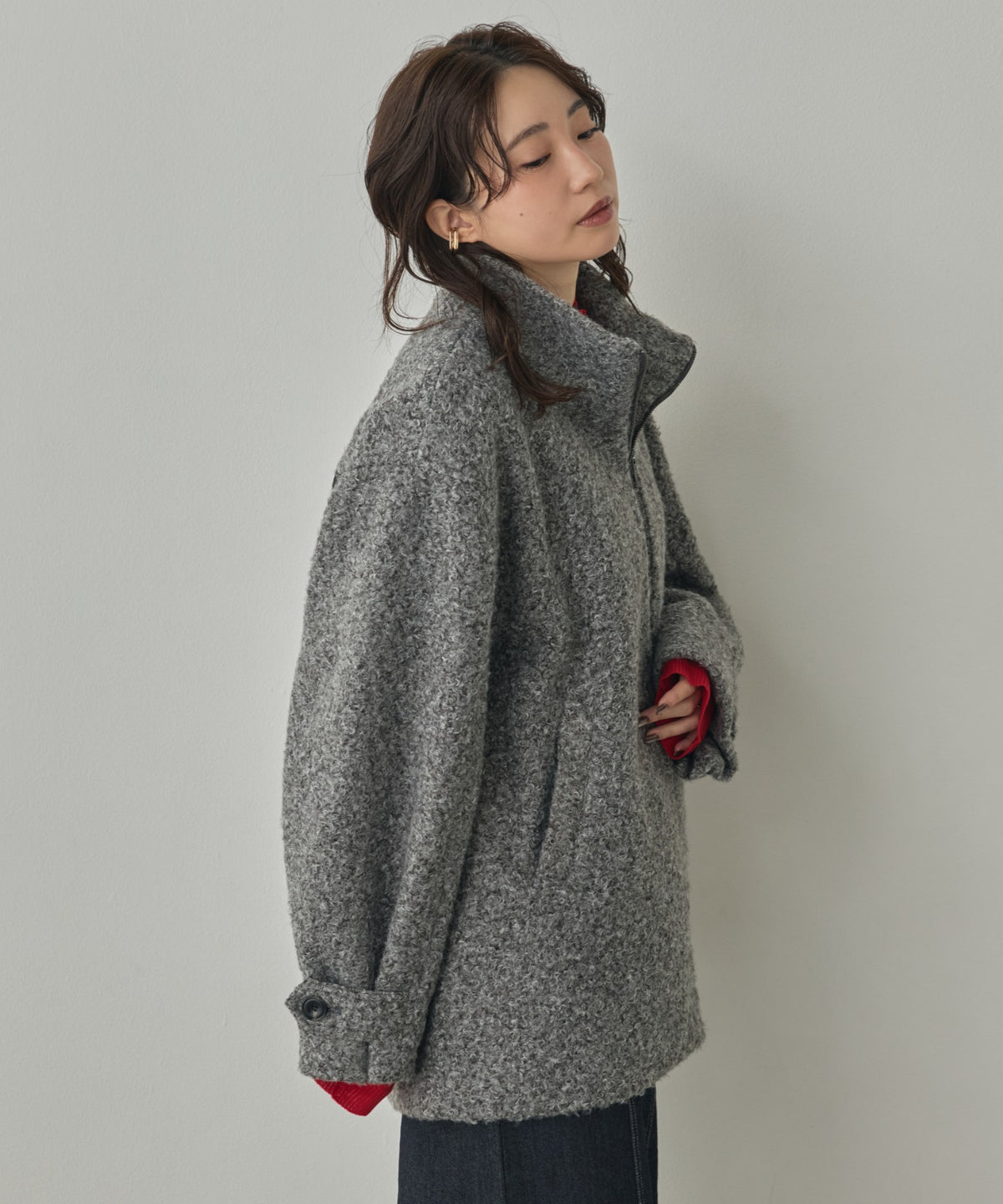 CURLY BOUCLÉ STAND-UP COLLAR MEDIUM COAT