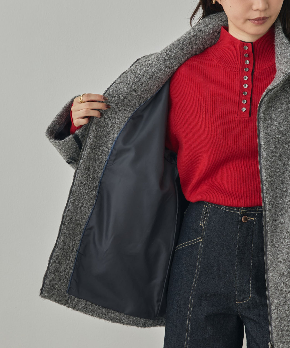 CURLY BOUCLÉ STAND-UP COLLAR MEDIUM COAT