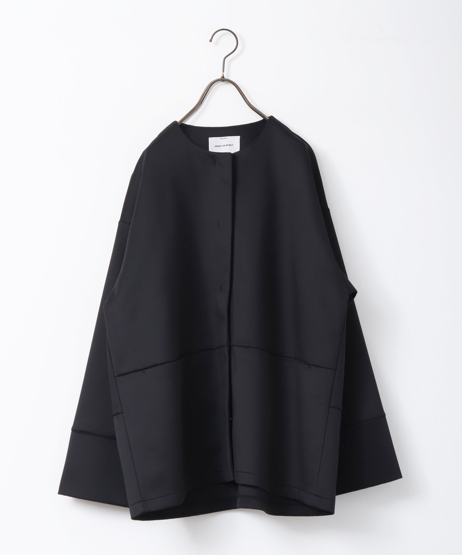 CARDBOARD COLLARLESS COAT