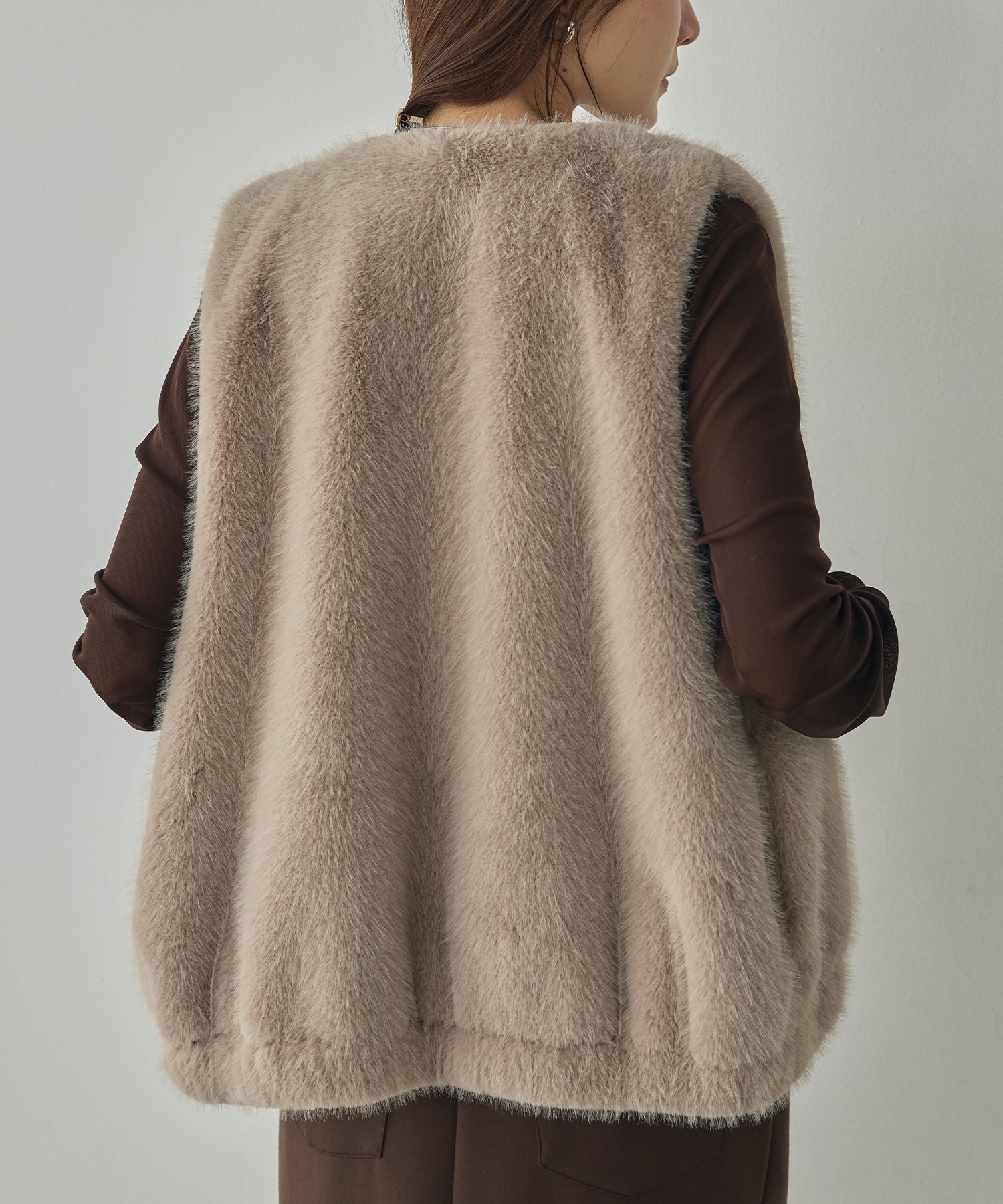 MIDI-LENGTH V-NECK FAUX FUR VEST