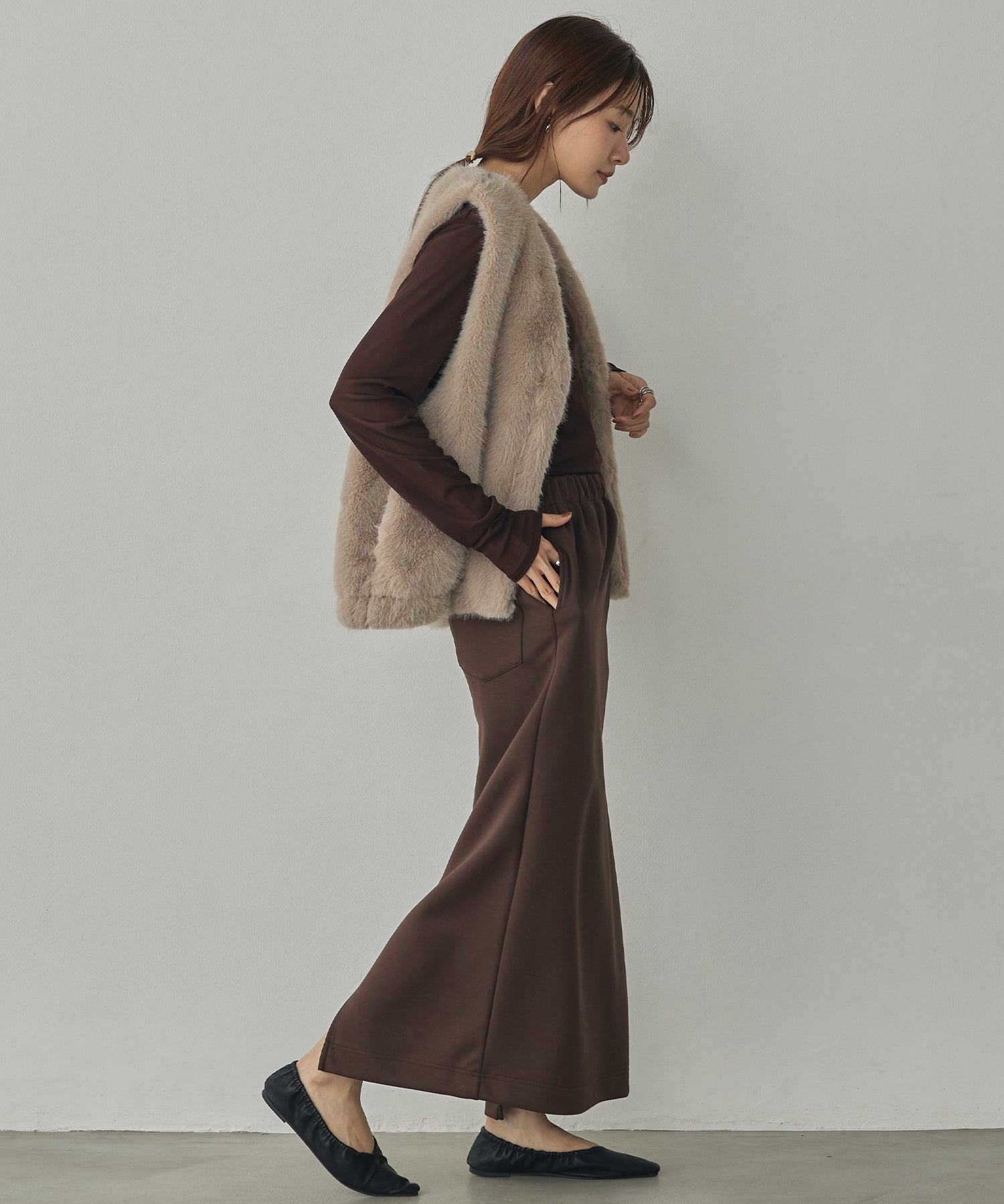 MIDI-LENGTH V-NECK FAUX FUR VEST