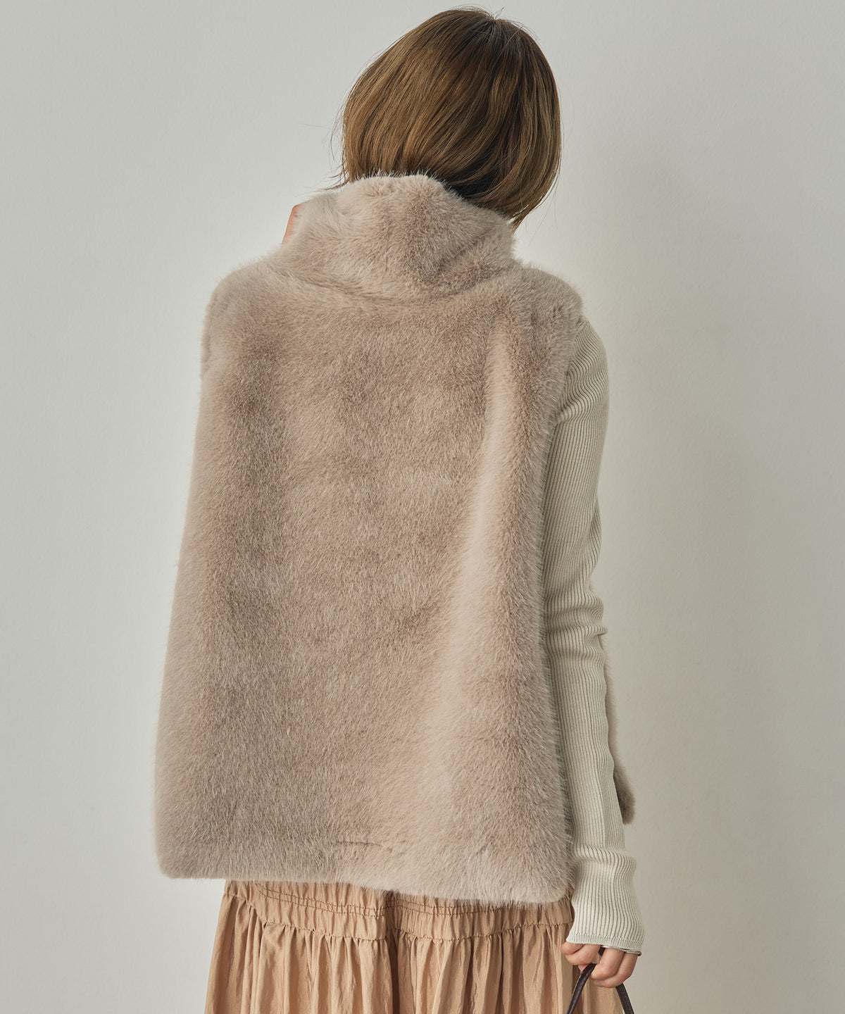 FUR HIGH-NECK VEST