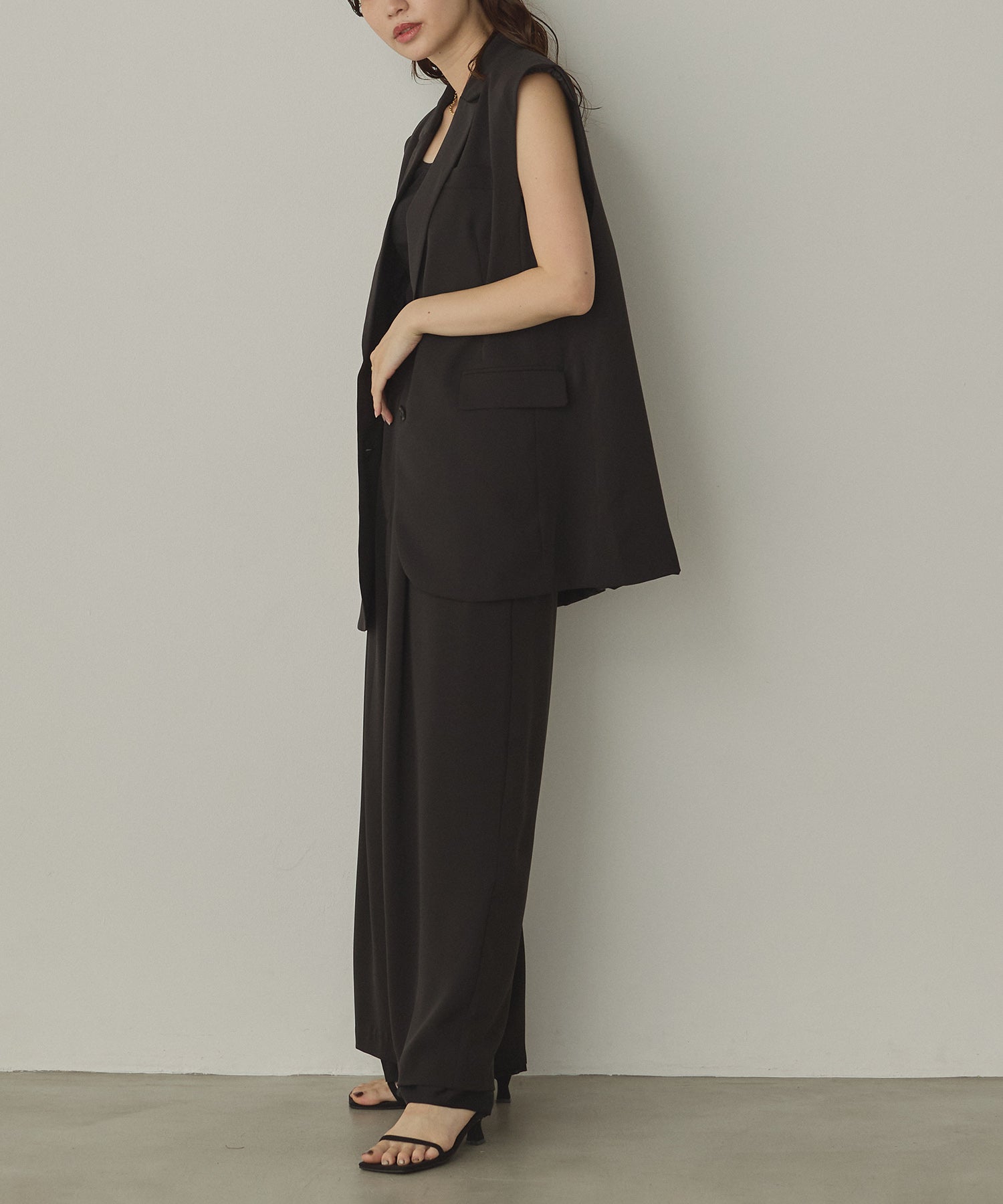 POLY TWILL BACK FASTENER VEST