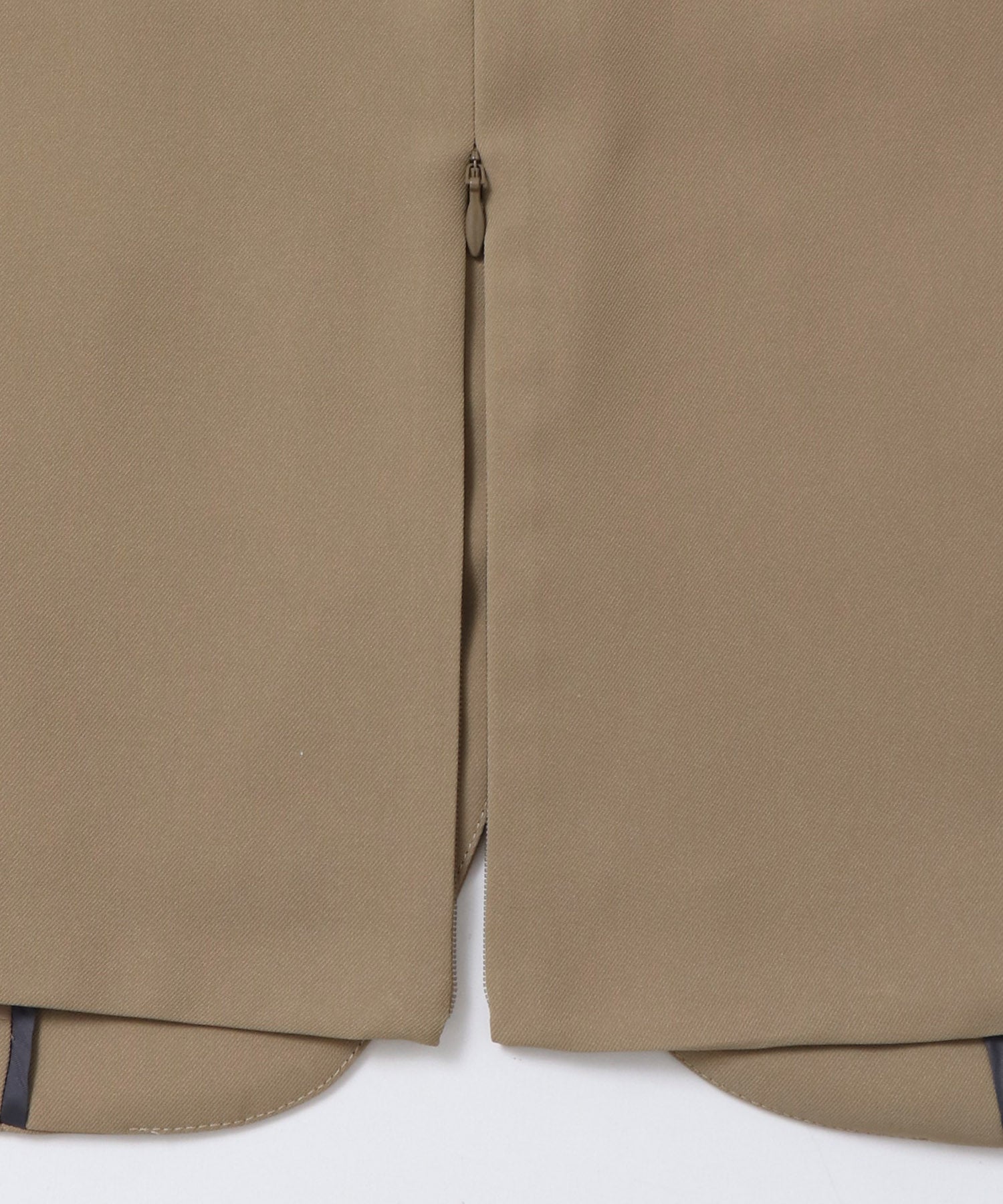 POLY TWILL BACK FASTENER VEST