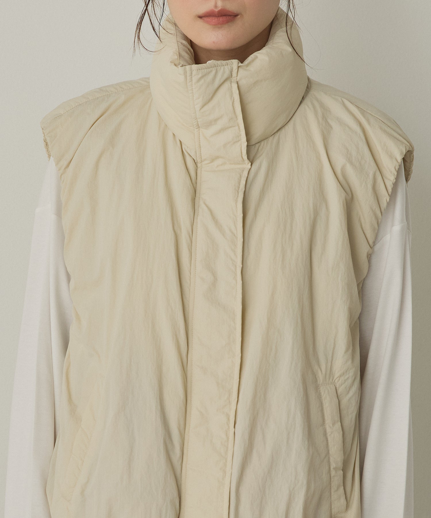 薄中綿 バルーンベスト