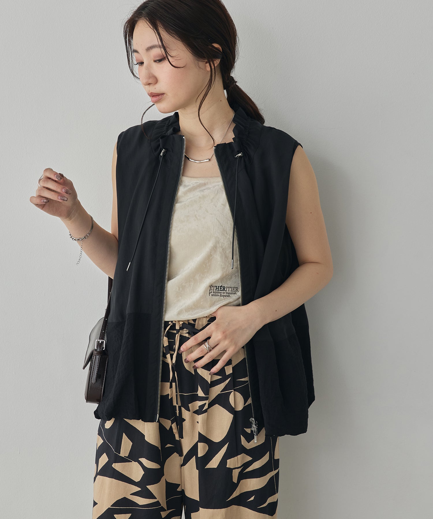 DOCKING BALLOON DESIGN VEST