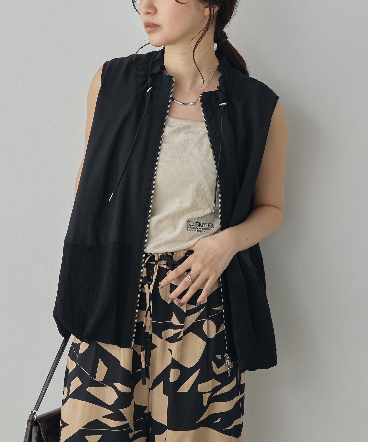 DOCKING BALLOON DESIGN VEST