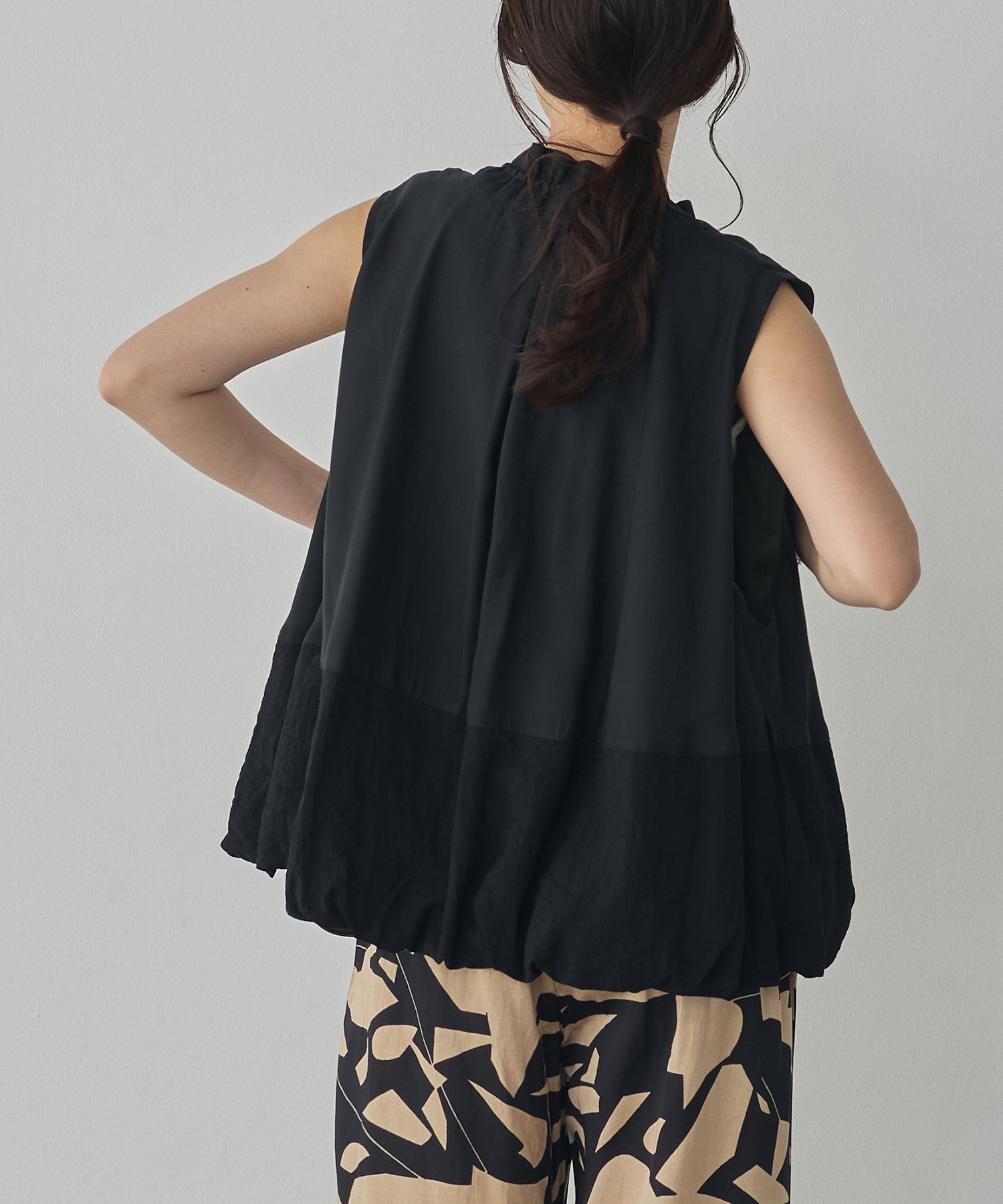 DOCKING BALLOON DESIGN VEST