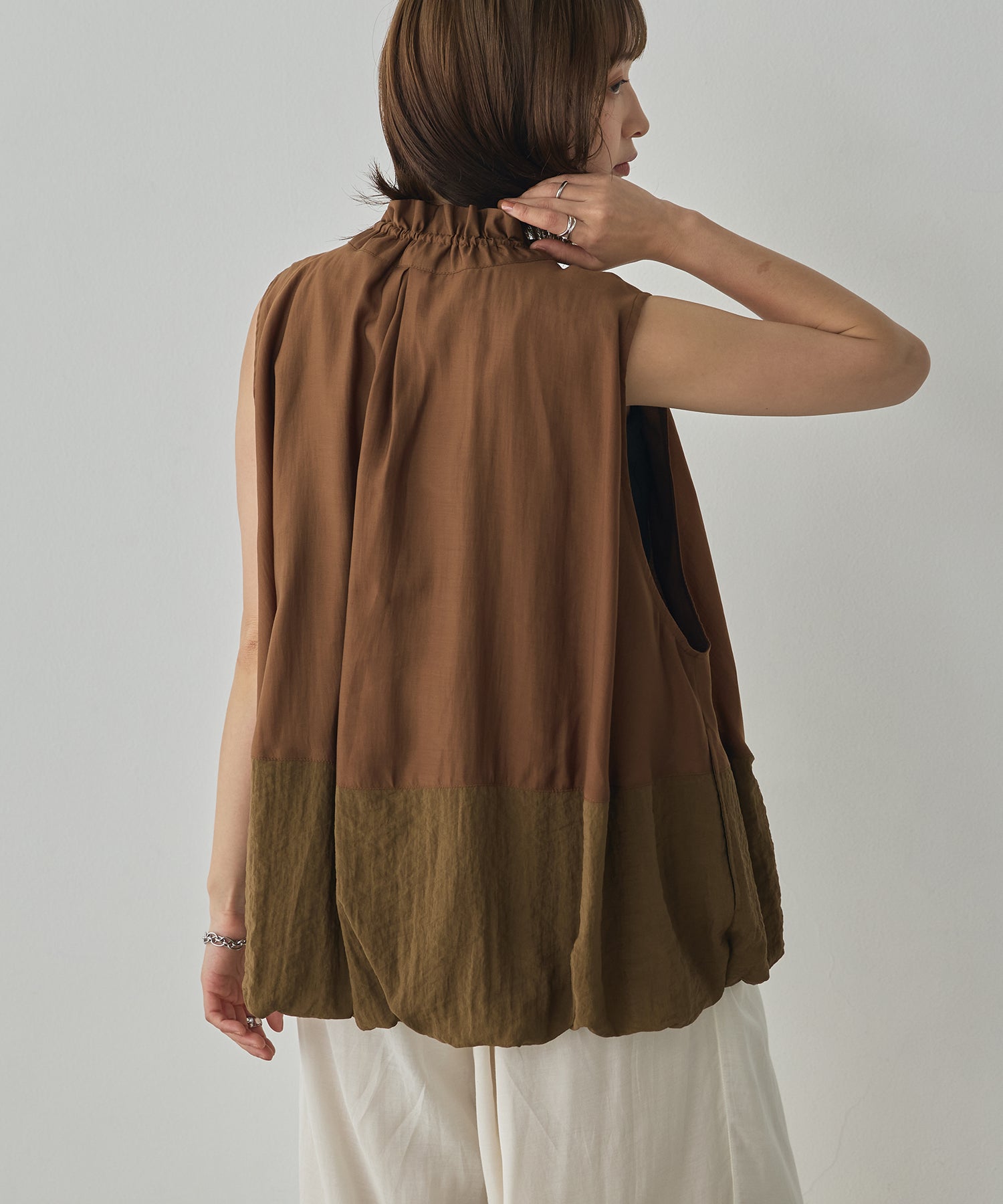 DOCKING BALLOON DESIGN VEST