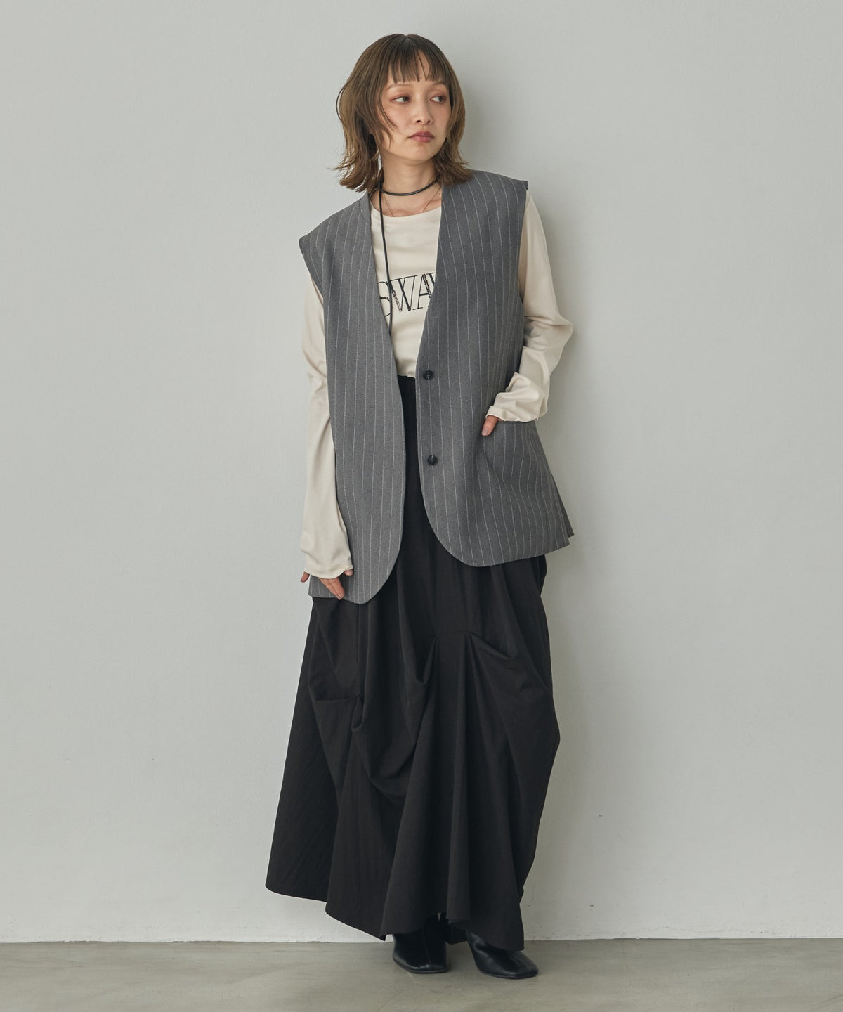 DESIGNS VEST