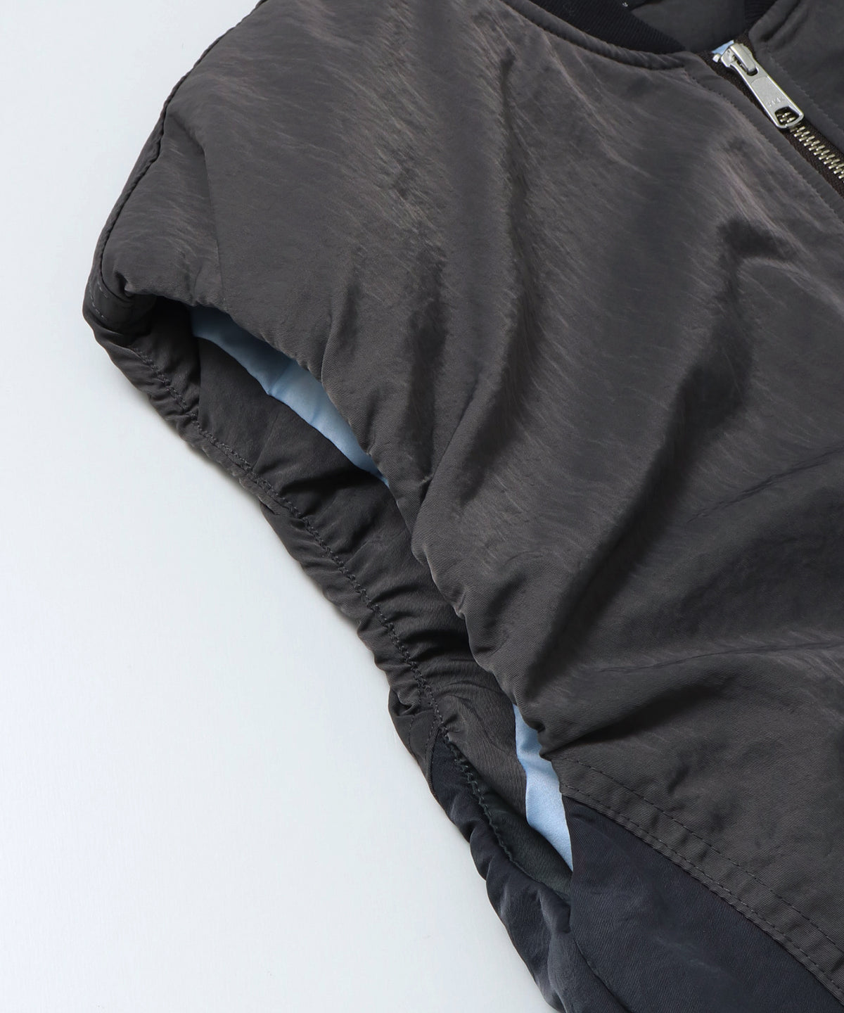 SUBTLE COLOURWAY NYLON MA-1 WAISTCOAT