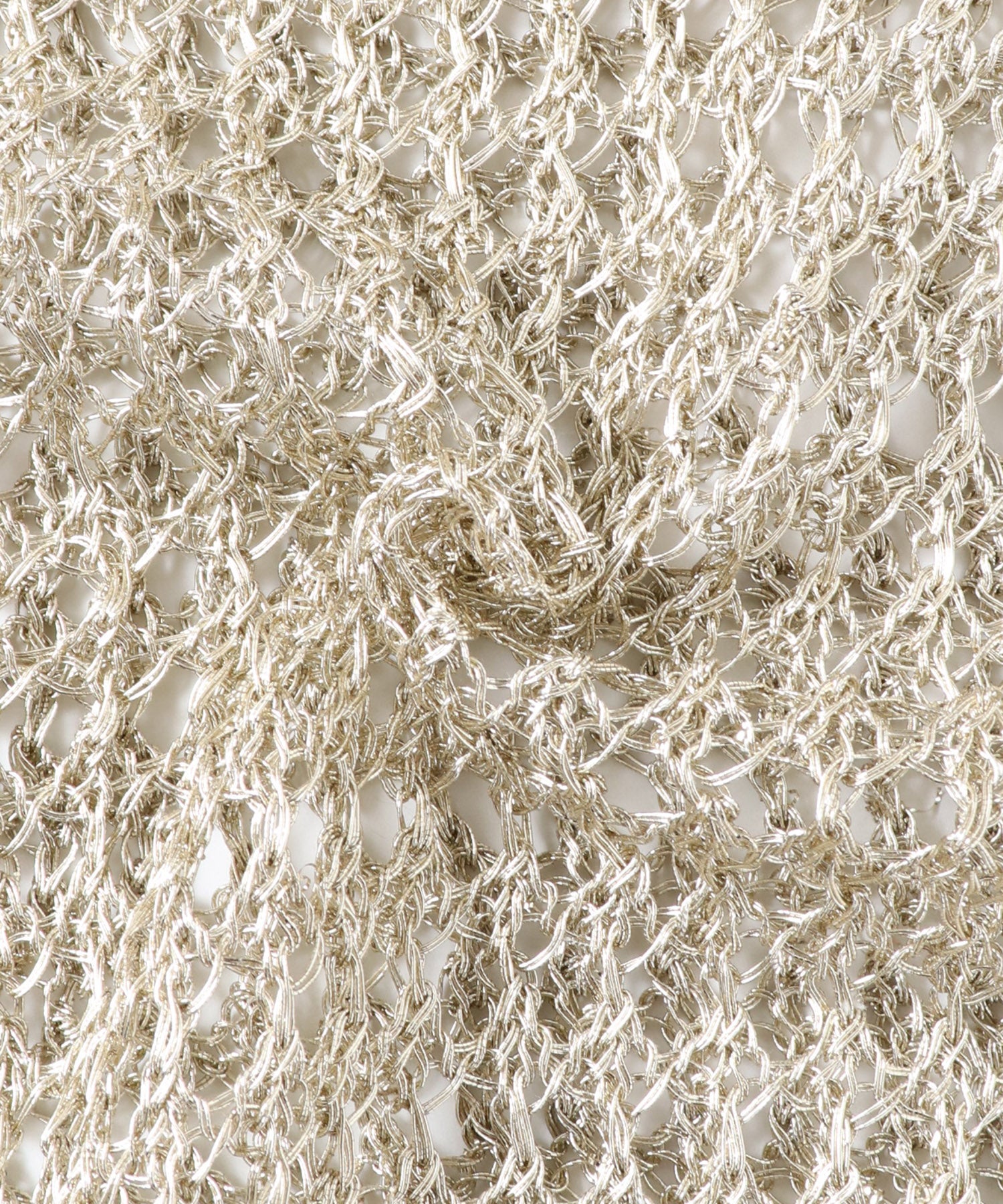 METALLIC YARN KNIT VEST