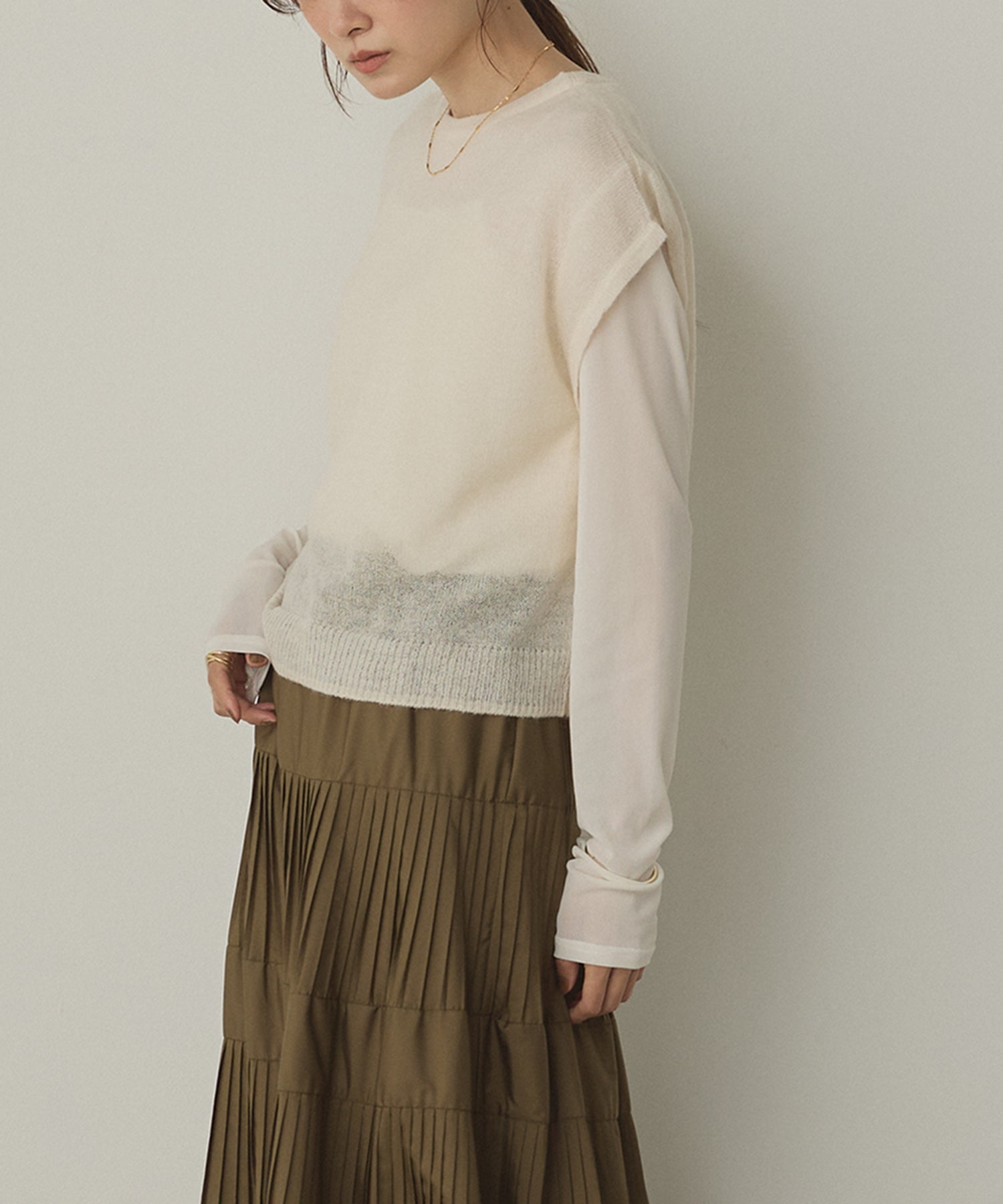 Front and back 2WAY back ribbon sheer knit