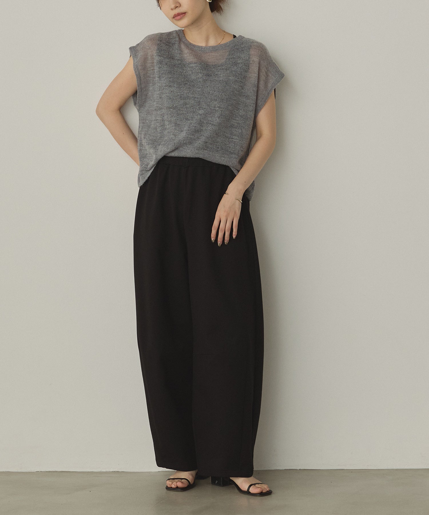 Front and back 2WAY back ribbon sheer knit