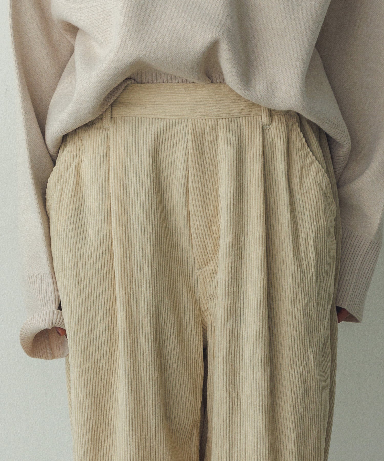 コーデュロイ コクーンパンツ