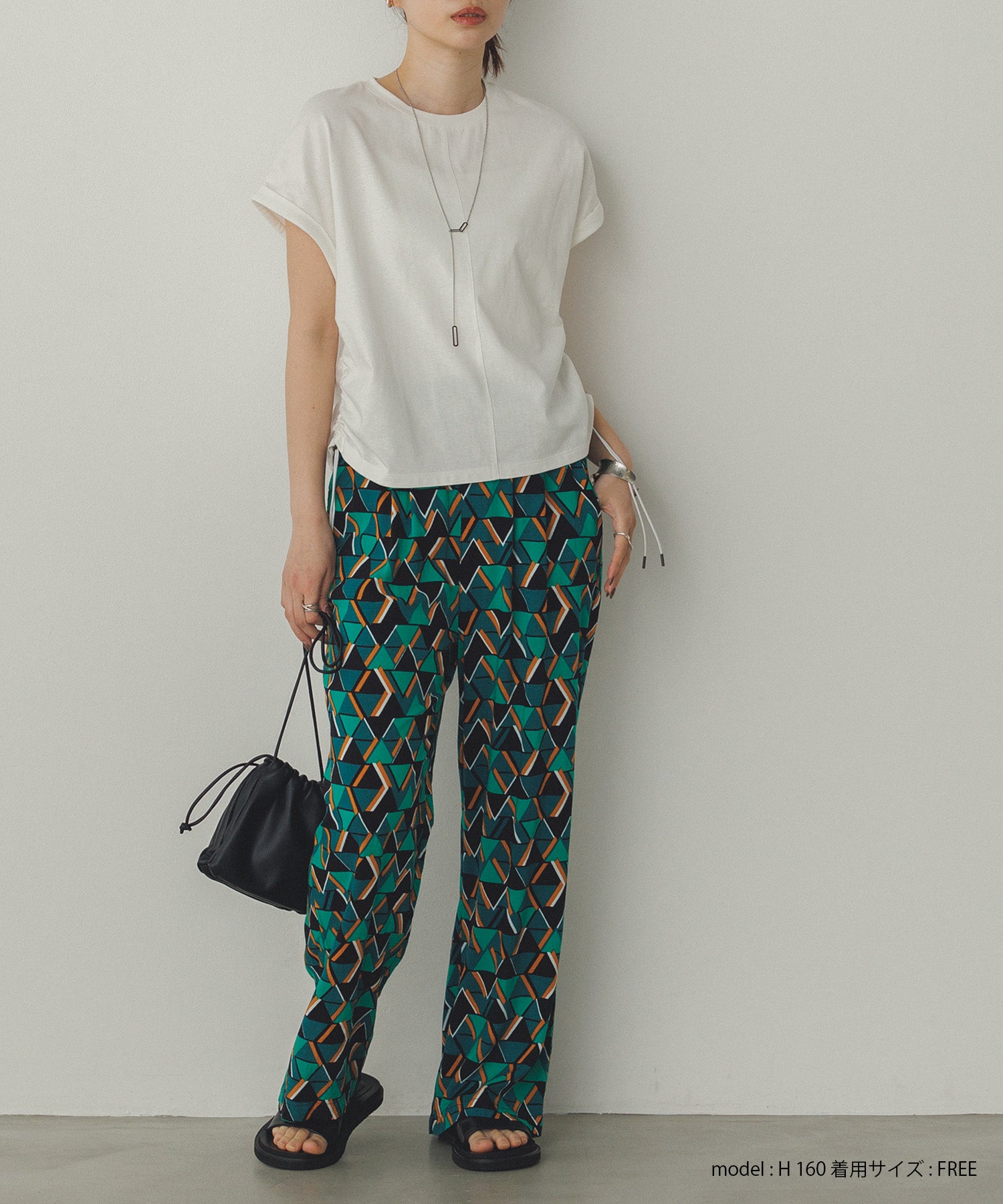 レーヨン プリントストレートパンツ