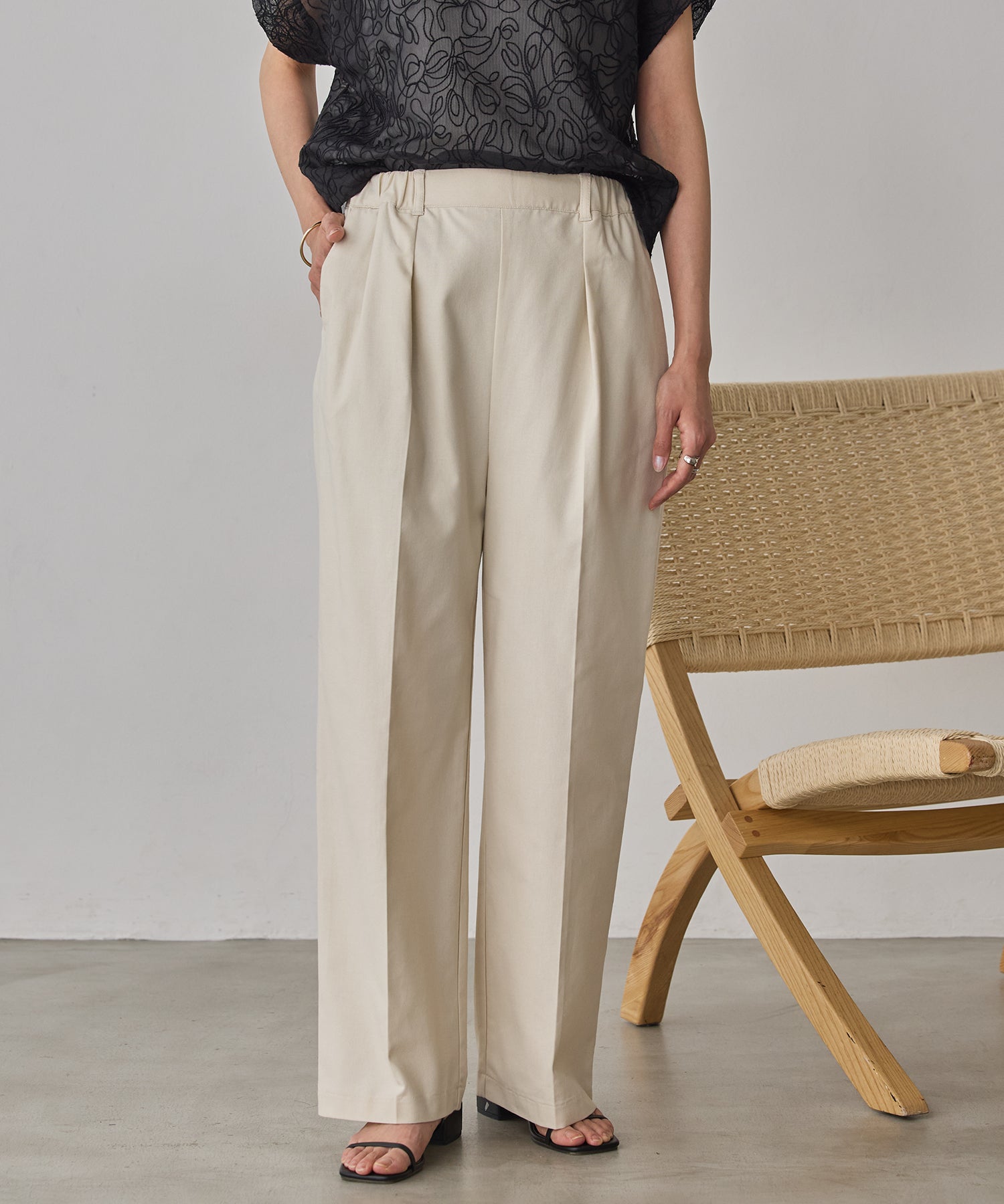 FRENCH LINEN STRAIGHT-LEG PANTS