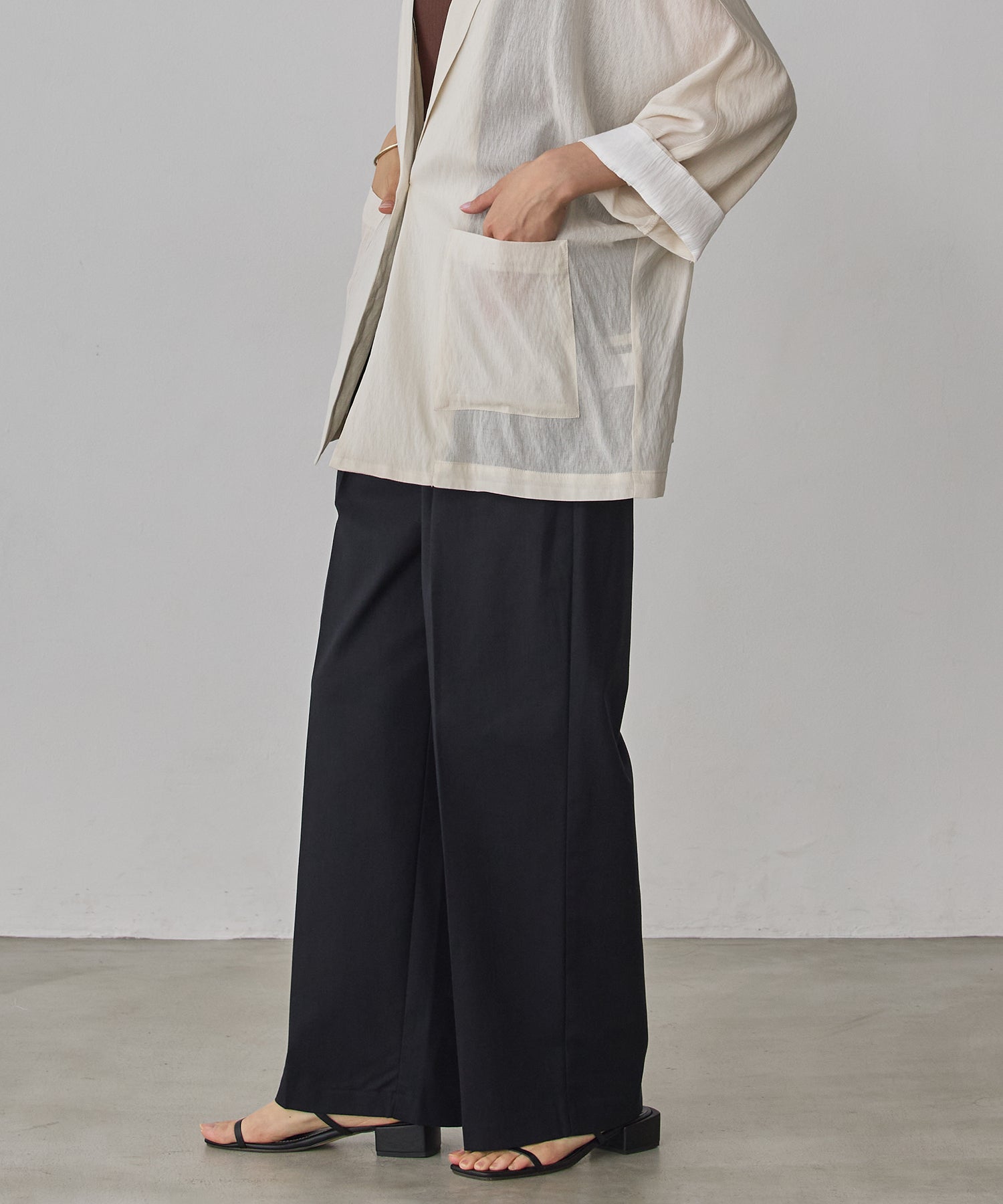 FRENCH LINEN STRAIGHT-LEG PANTS