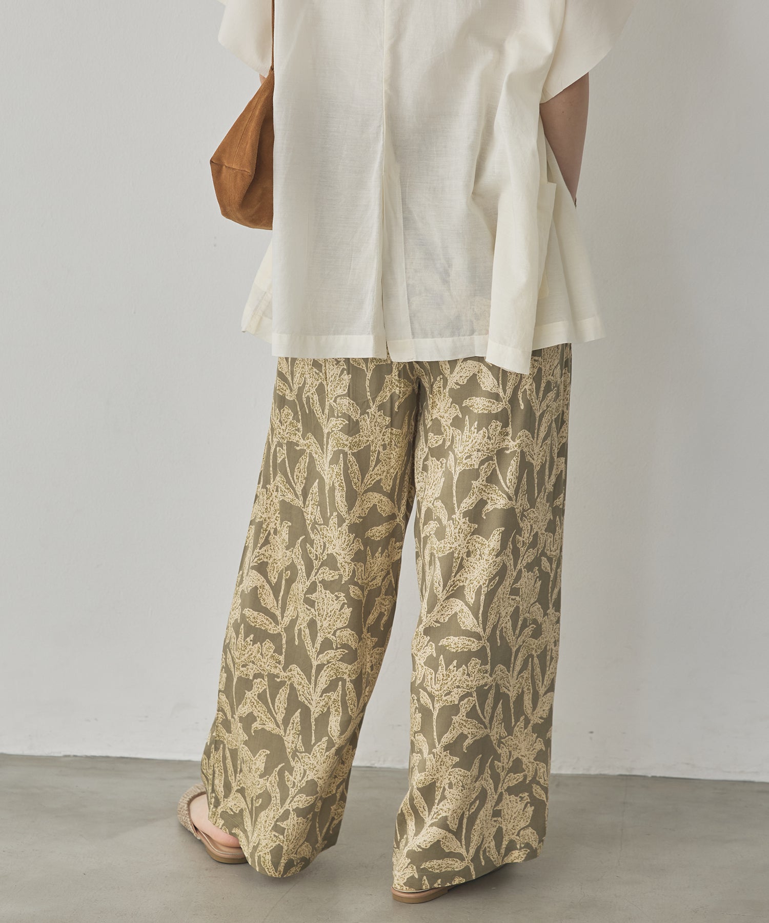 VISCOSE SATIN PRINTED EASY PANTS