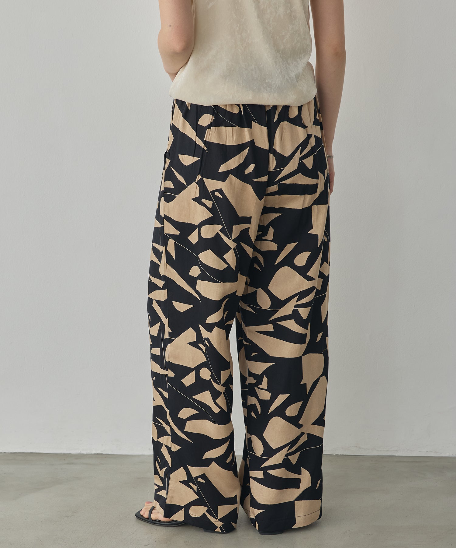 VISCOSE SATIN PRINTED EASY PANTS