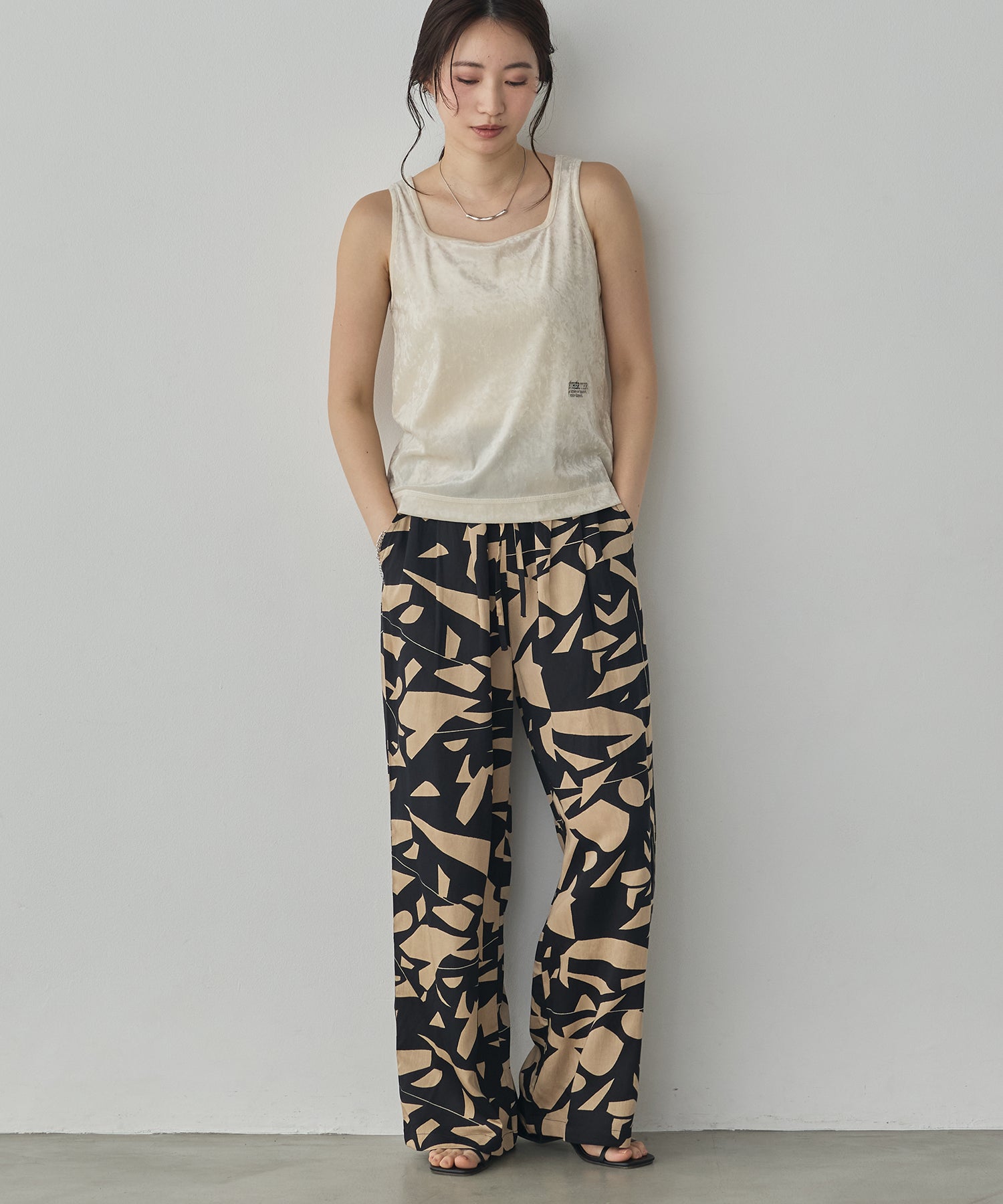 VISCOSE SATIN PRINTED EASY PANTS