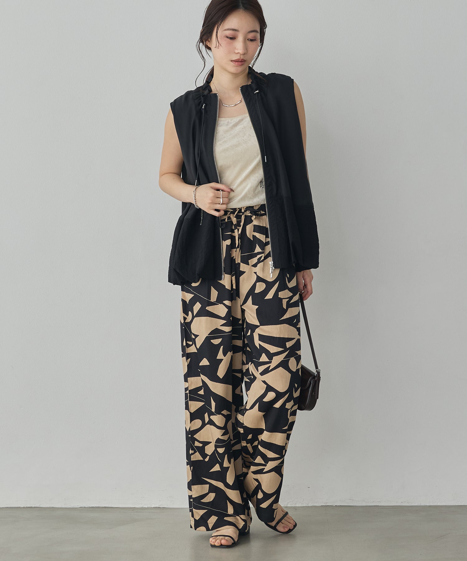 VISCOSE SATIN PRINTED EASY PANTS