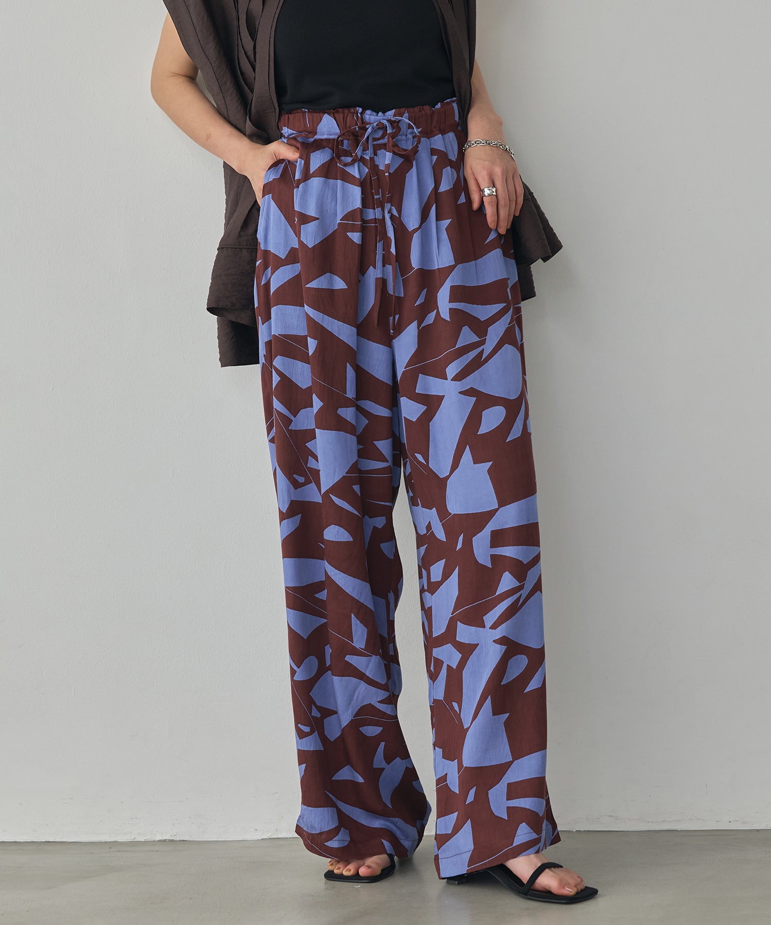 VISCOSE SATIN PRINTED EASY PANTS