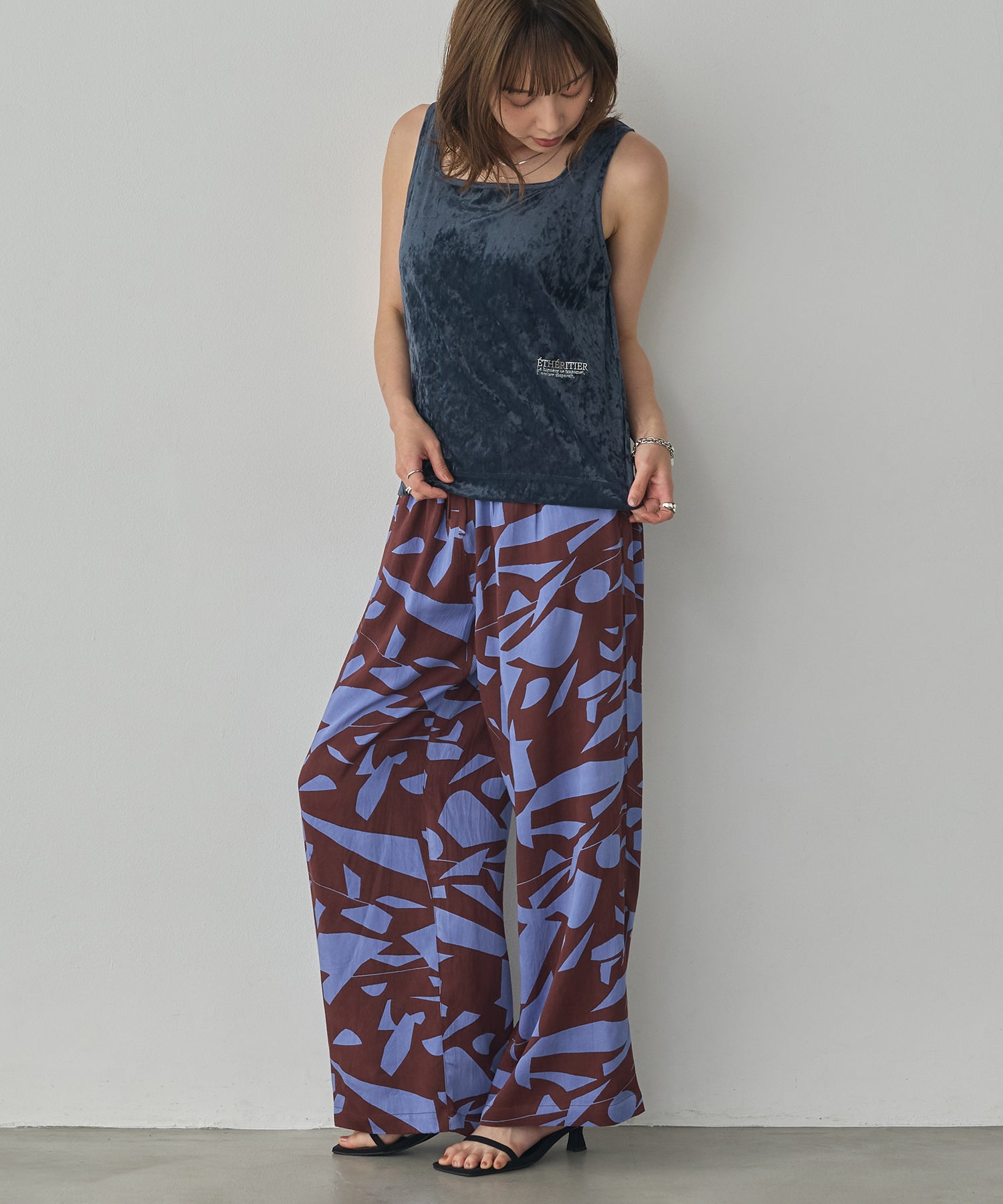 VISCOSE SATIN PRINTED EASY PANTS