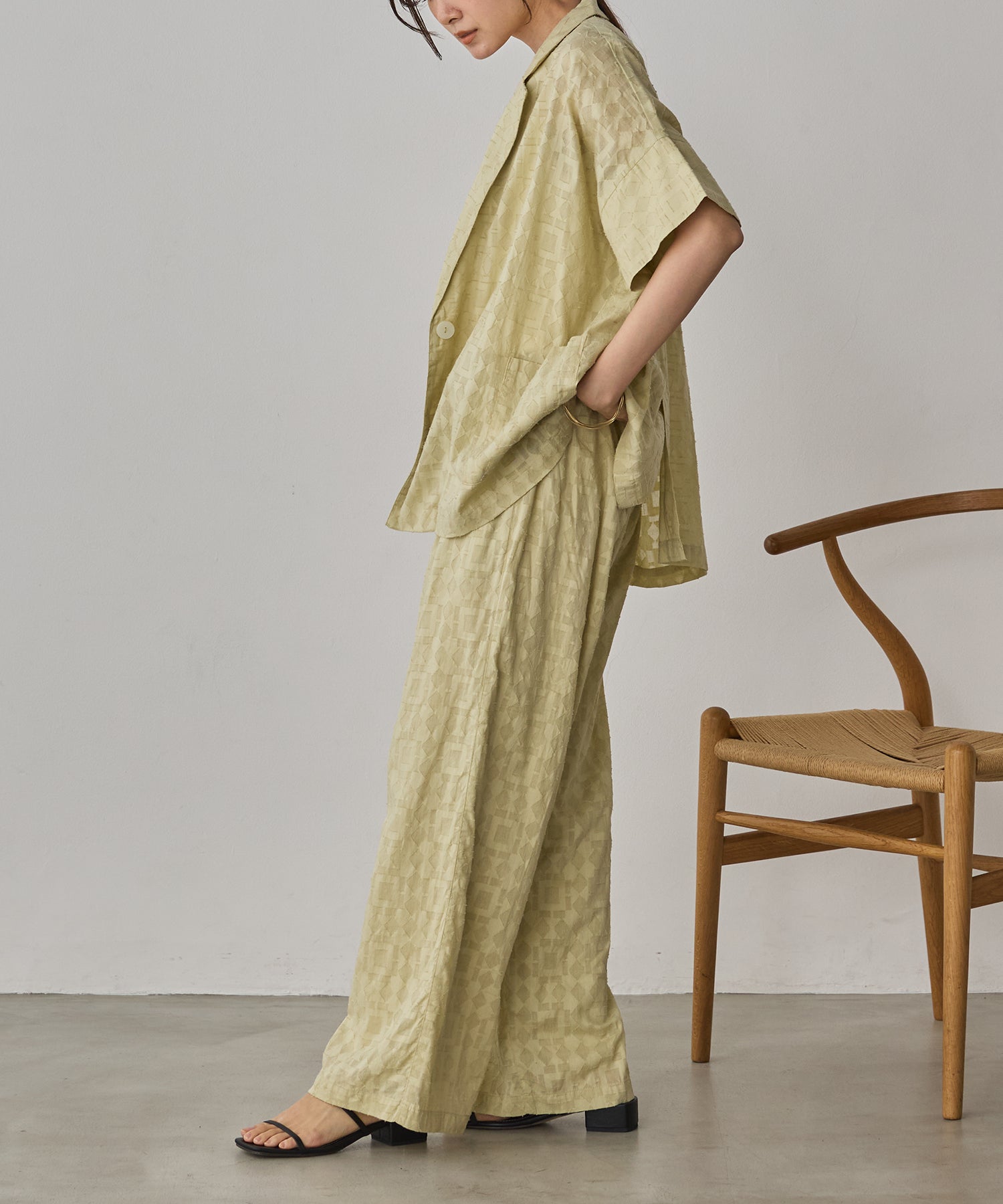 CUT-JACQUARD EASY PANTS