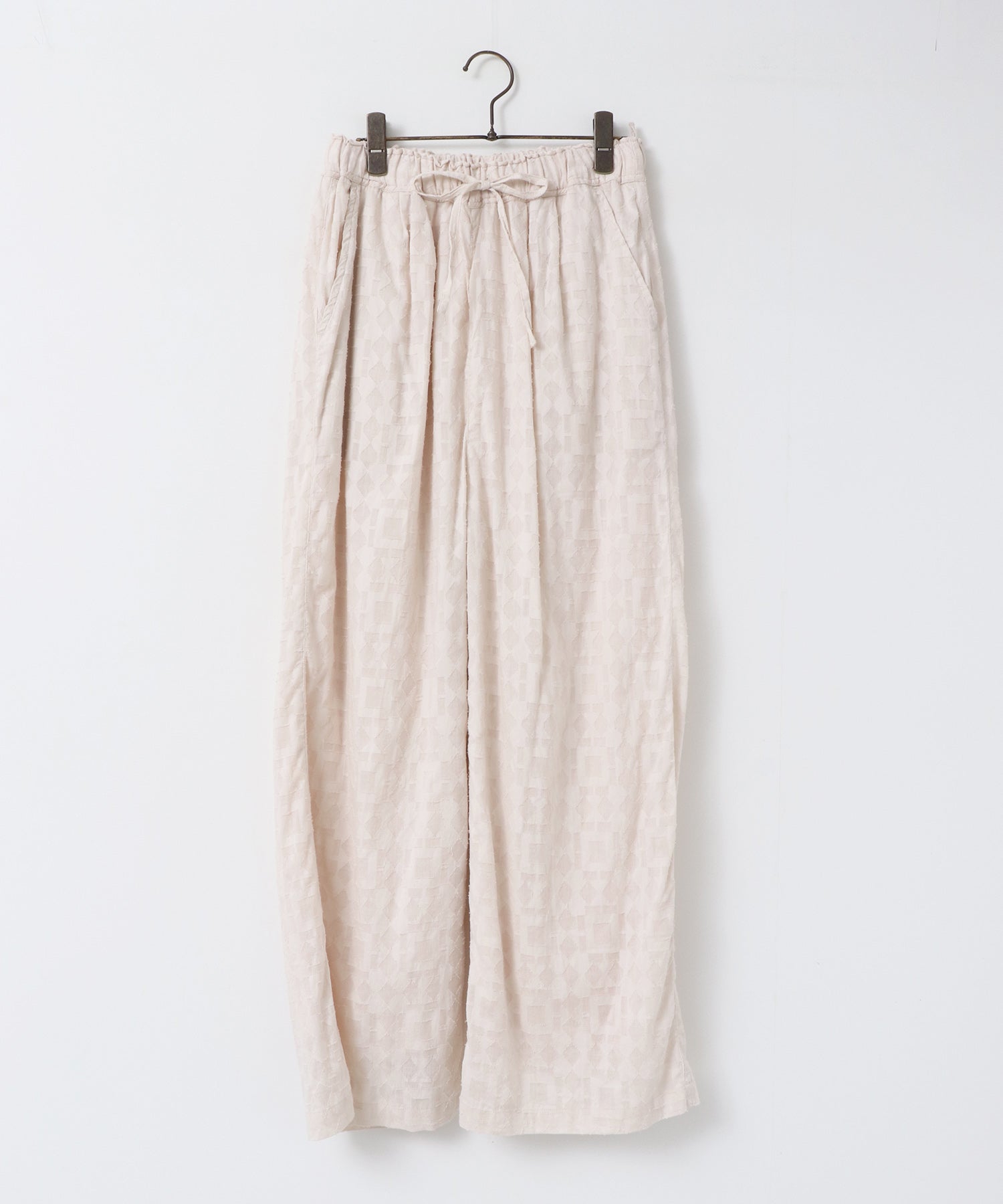 CUT-JACQUARD EASY PANTS