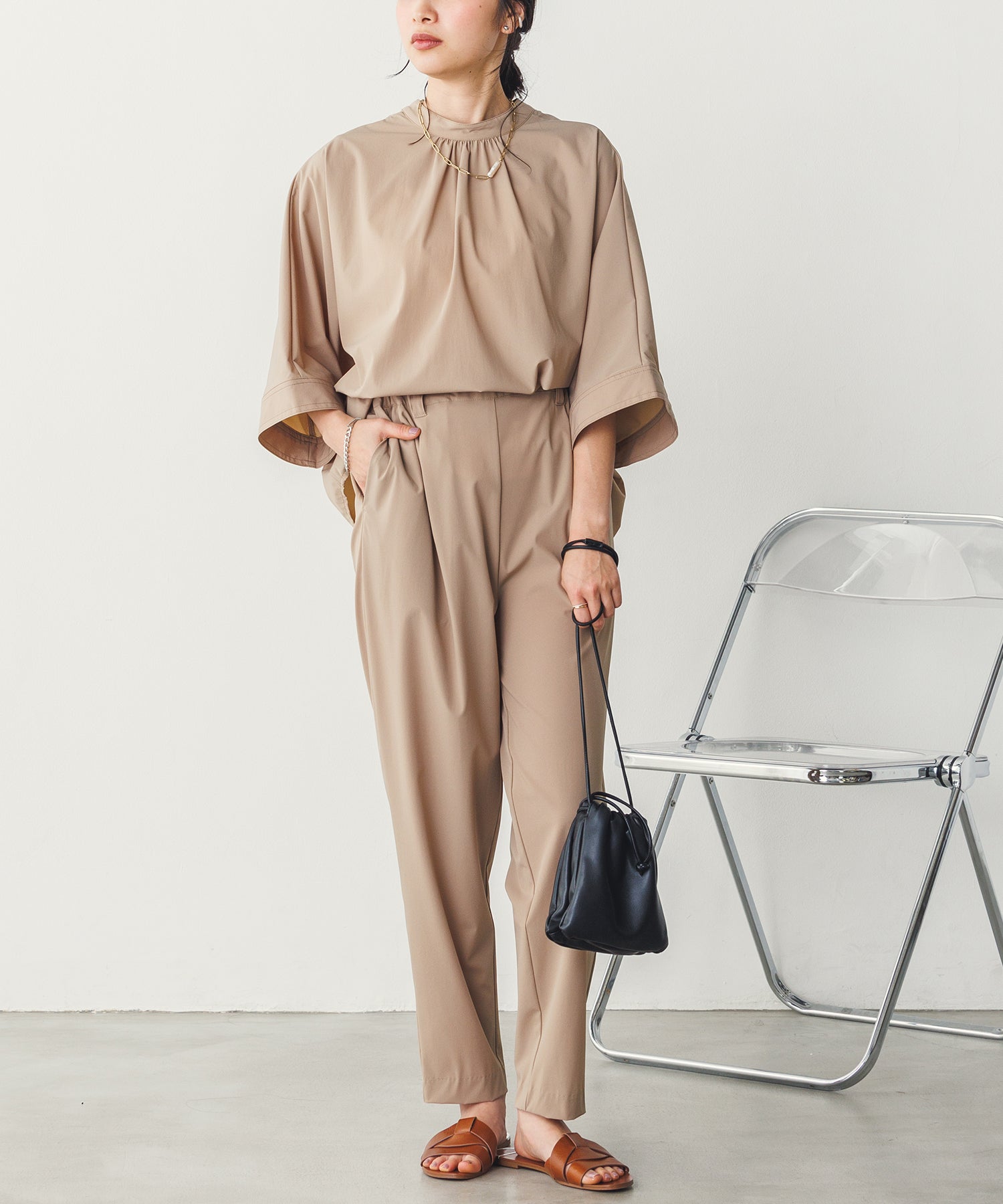 【新色追加】接触冷感テーパードパンツ