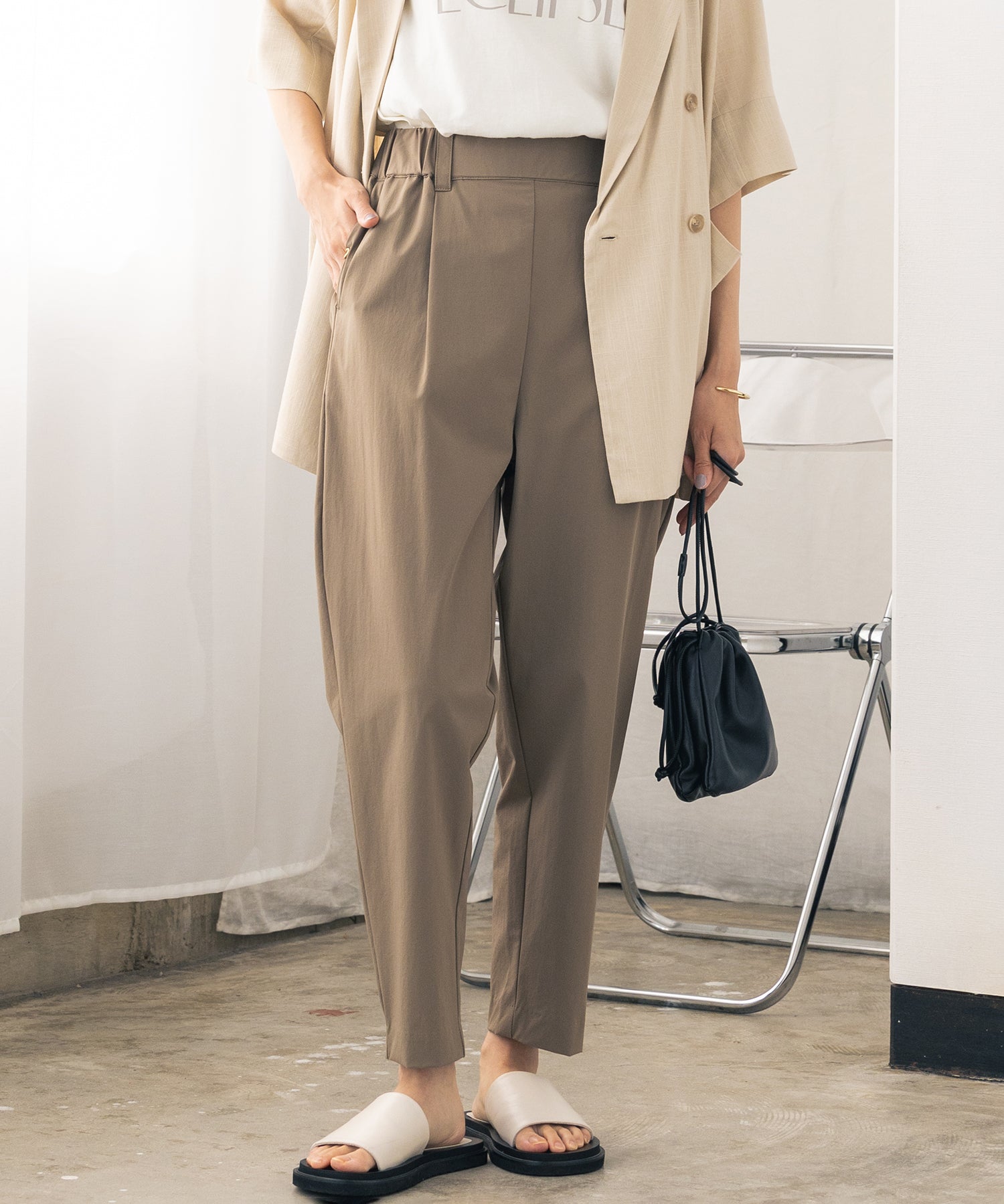 【新色追加】接触冷感テーパードパンツ