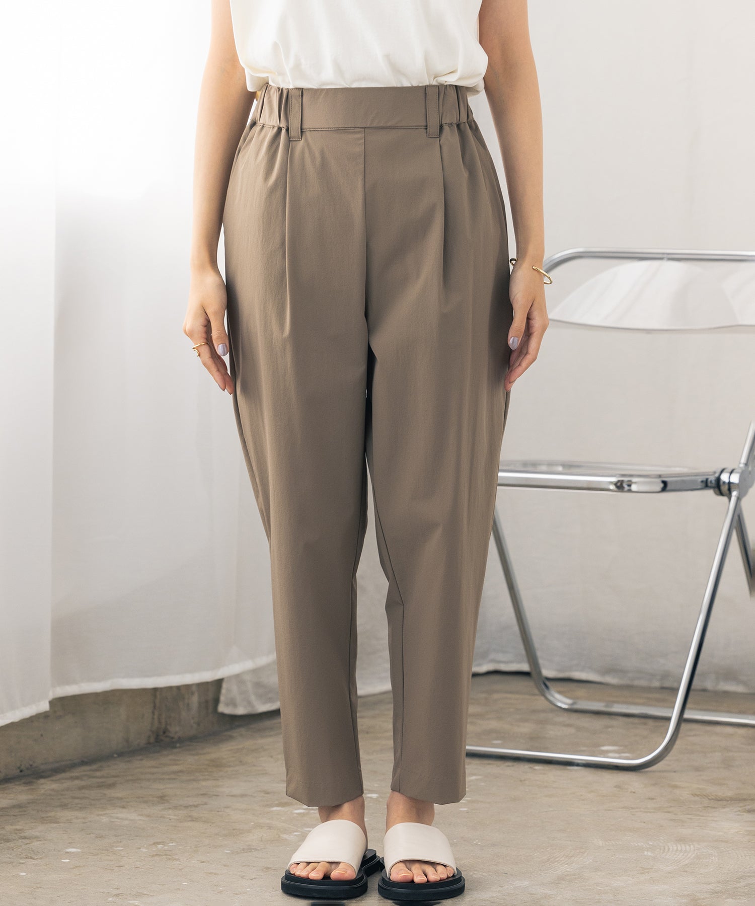 【新色追加】接触冷感テーパードパンツ